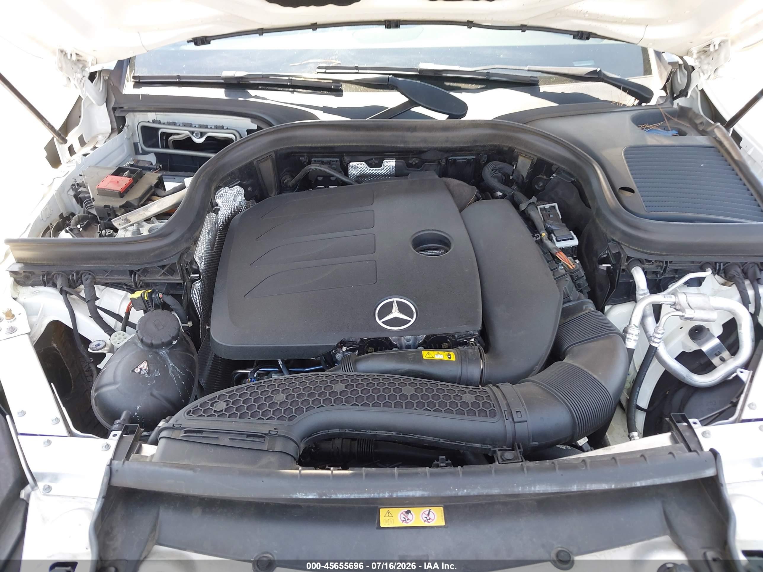 2021 Mercedes-benz Glc 300 Suv White vin: W1N0G8DBXMV265077