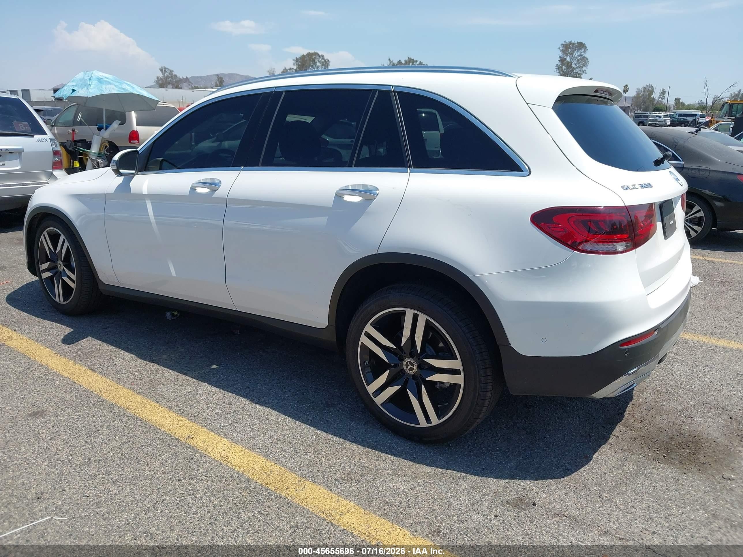 2021 Mercedes-benz Glc 300 Suv White vin: W1N0G8DBXMV265077