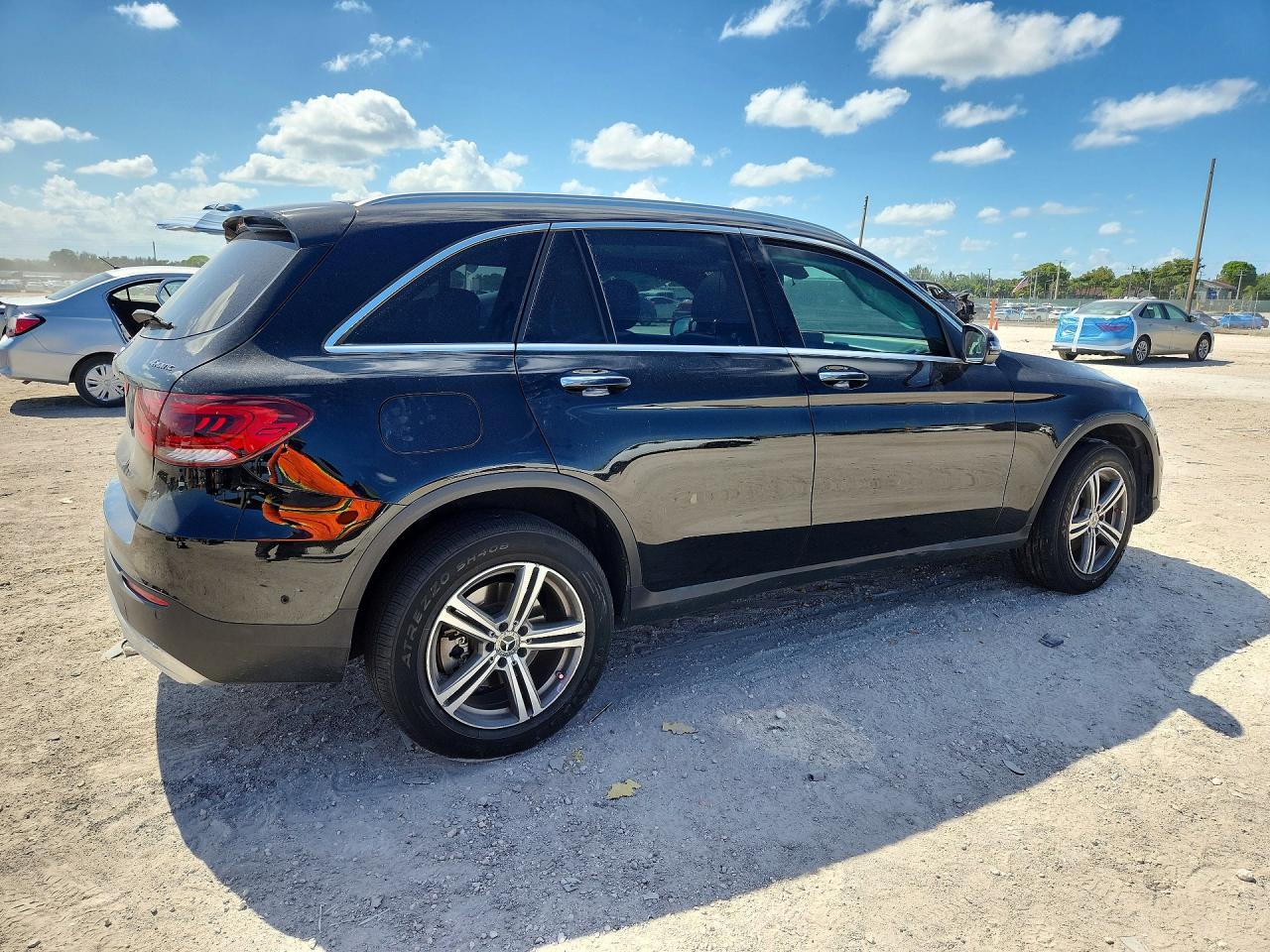 2020 Mercedes-benz Glc 300 4matic Черный vin: W1N0G8EB3LF816330
