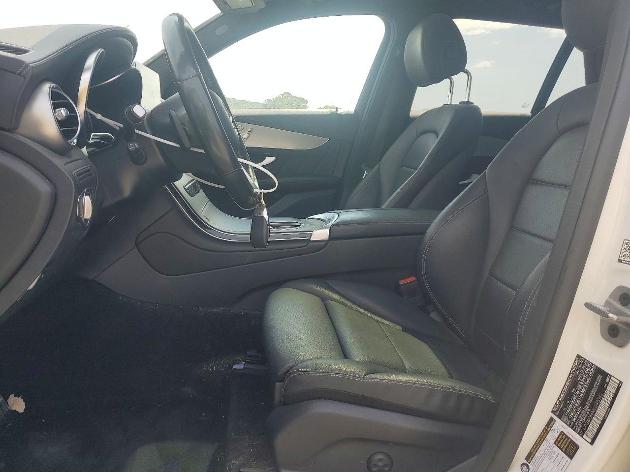 2022 Mercedes-benz Glc 300 4matic White vin: W1N0G8EB4NG045342