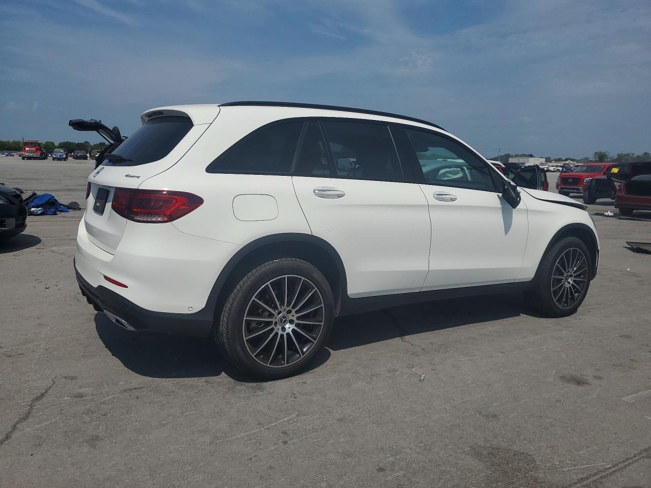 2022 Mercedes-benz Glc 300 4matic White vin: W1N0G8EB4NG045342