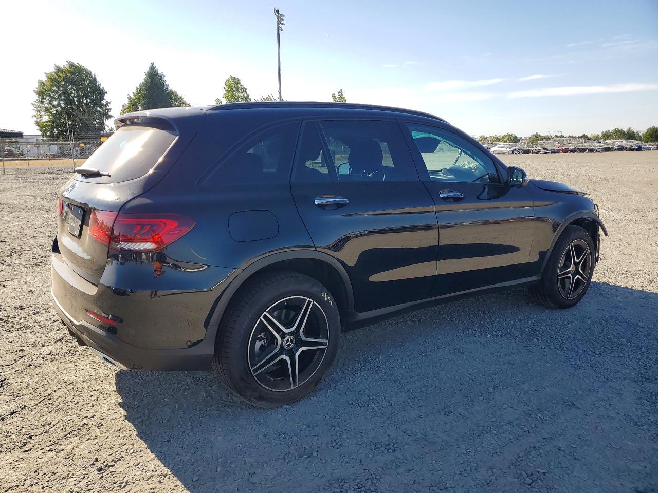 2022 Mercedes-benz Glc 300 4matic Черный vin: W1N0G8EB5NV388091