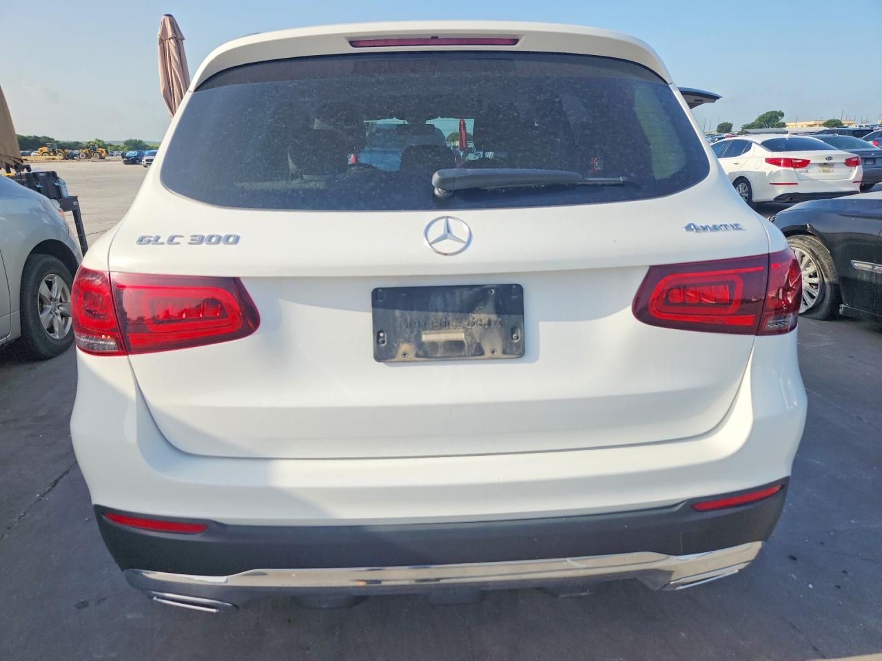 2020 Mercedes-benz Glc 300 4matic White vin: W1N0G8EB7LF810711
