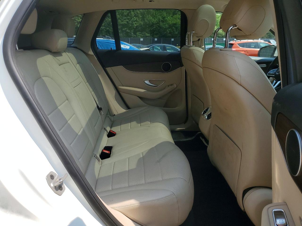 2021 Mercedes-benz Glc 300 4matic White vin: W1N0G8EB8MF986703