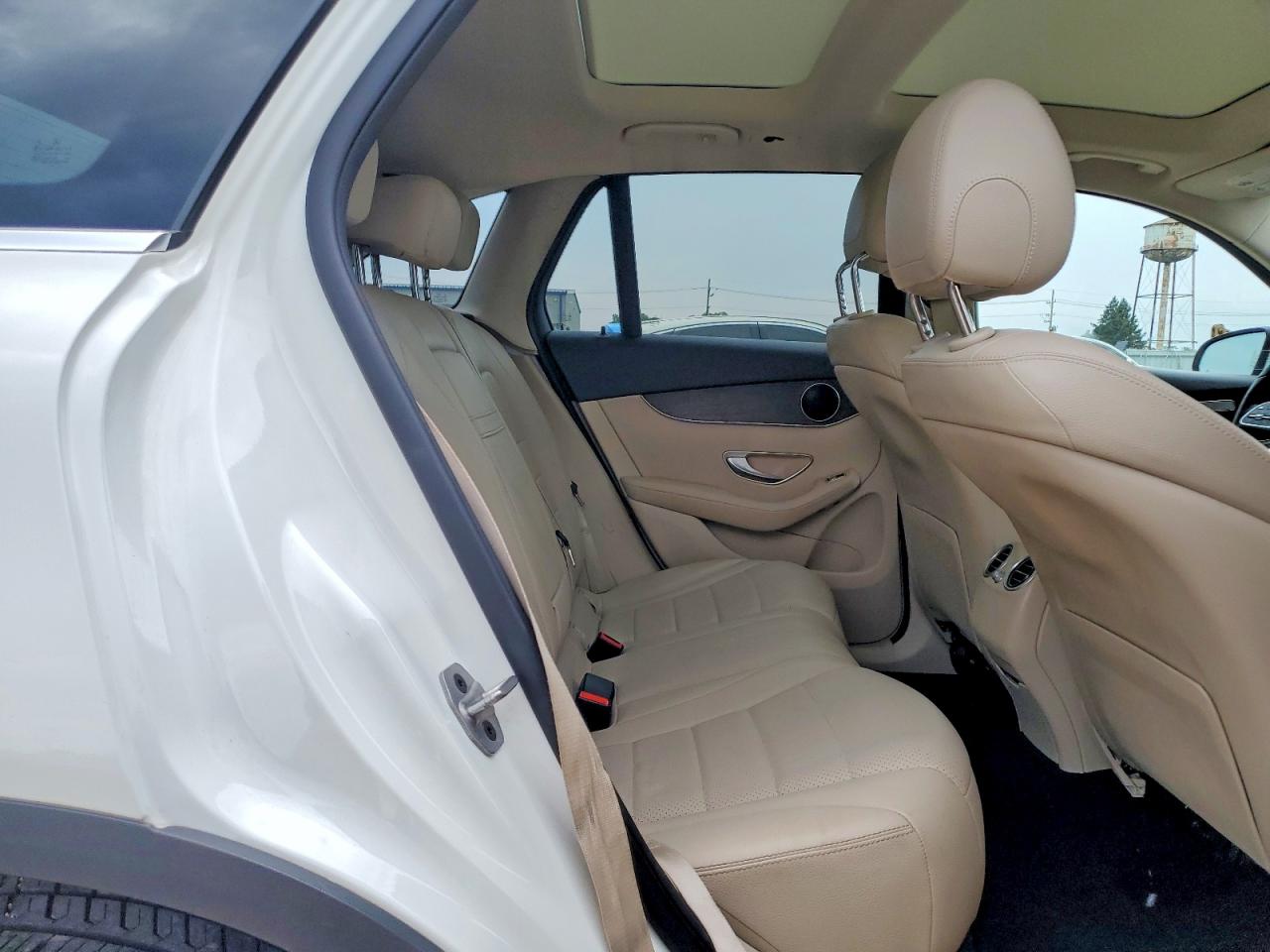 2022 Mercedes-benz Glc 300 4matic White vin: W1N0G8EB8NG017981