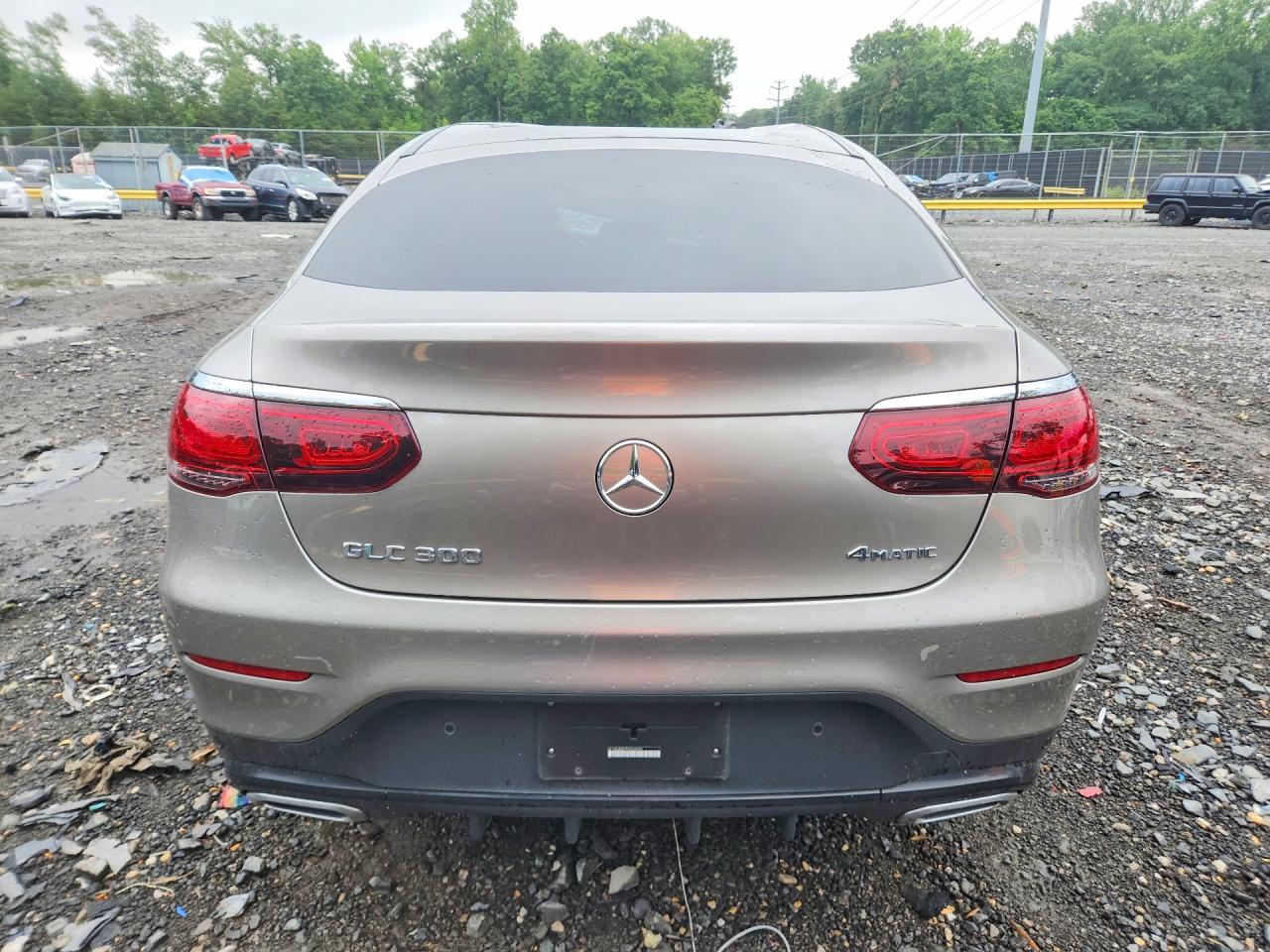 2022 Mercedes-benz Glc Coupe 300 4matic Silver vin: W1N0J8EB7NG034949