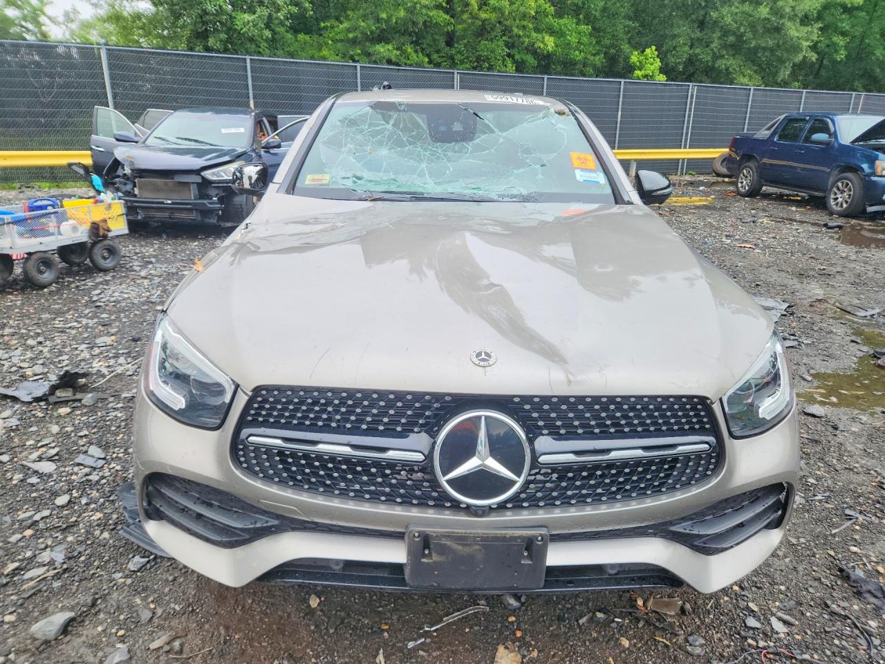 2022 Mercedes-benz Glc Coupe 300 4matic Silver vin: W1N0J8EB7NG034949
