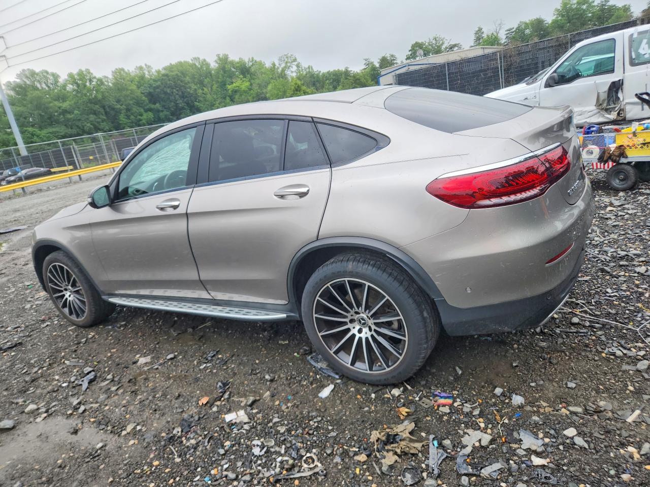 2022 Mercedes-benz Glc Coupe 300 4matic Silver vin: W1N0J8EB7NG034949