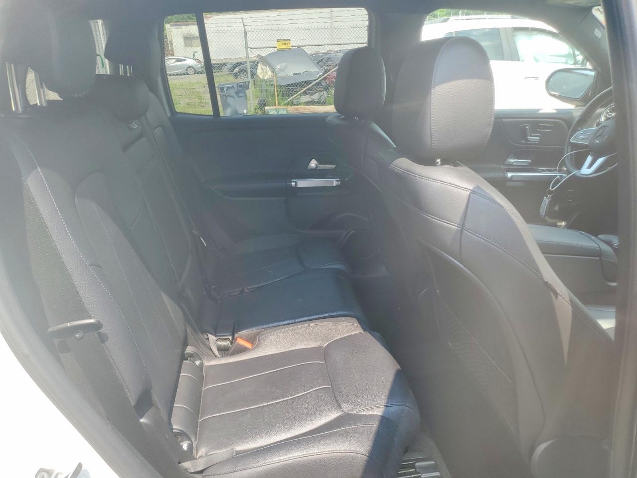 2020 Mercedes-benz Glb 250 White vin: W1N4M4GB0LW032106