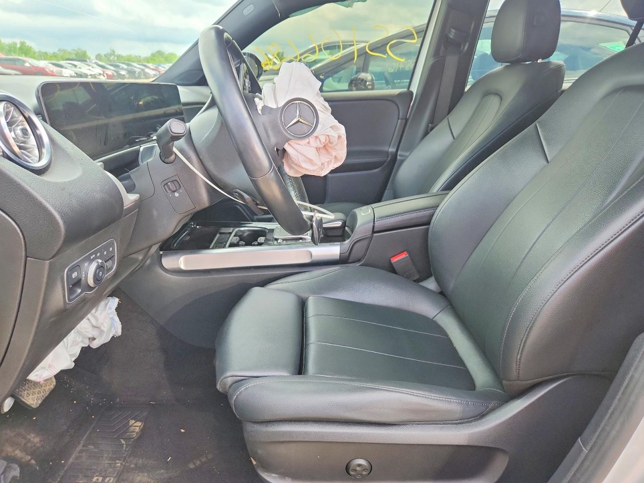 2021 Mercedes-benz Glb 250 4matic Серебряный vin: W1N4M4HB1MW159172