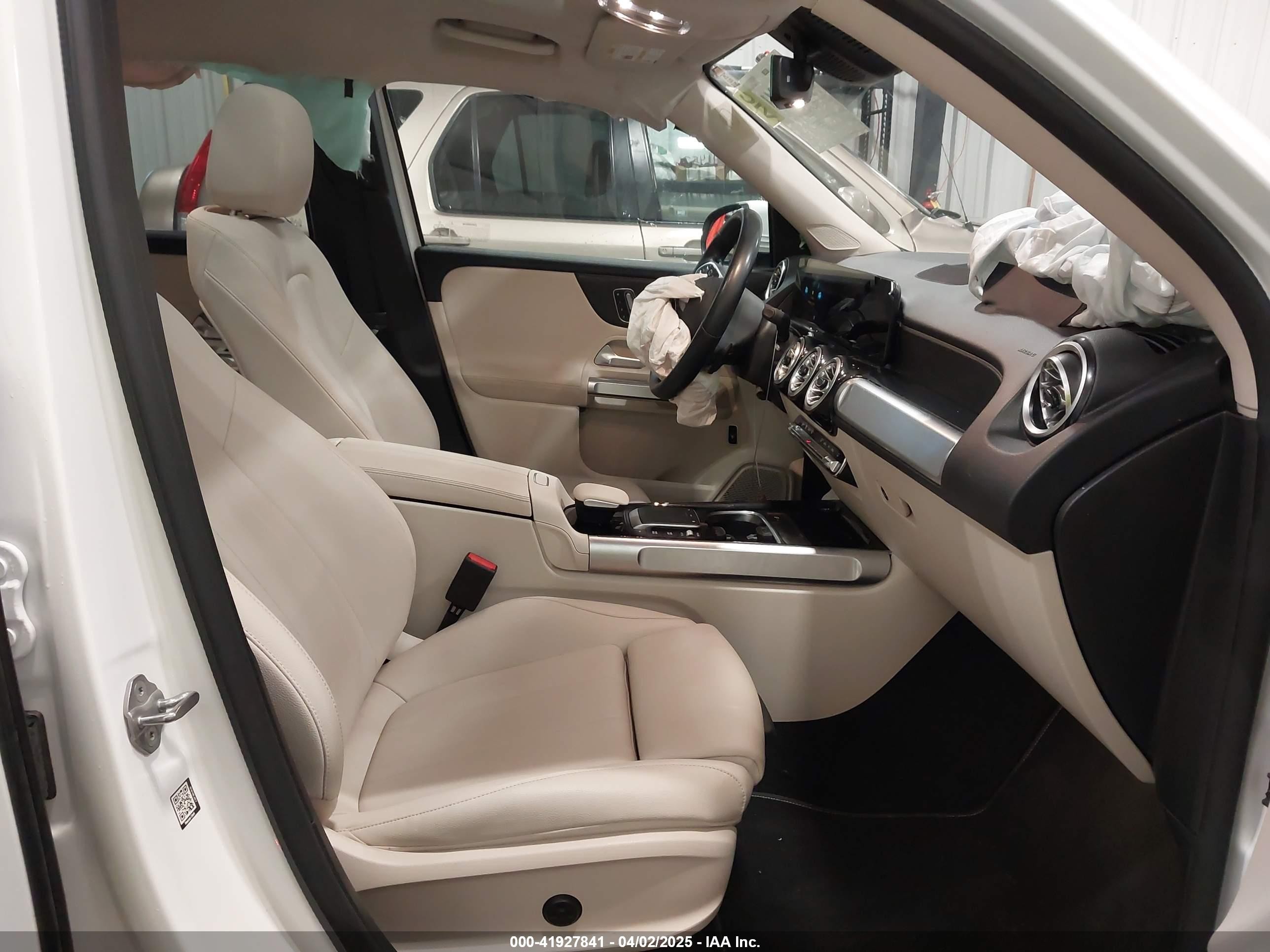 2022 Mercedes-benz Glb 250 4matic White vin: W1N4M4HB2NW260495