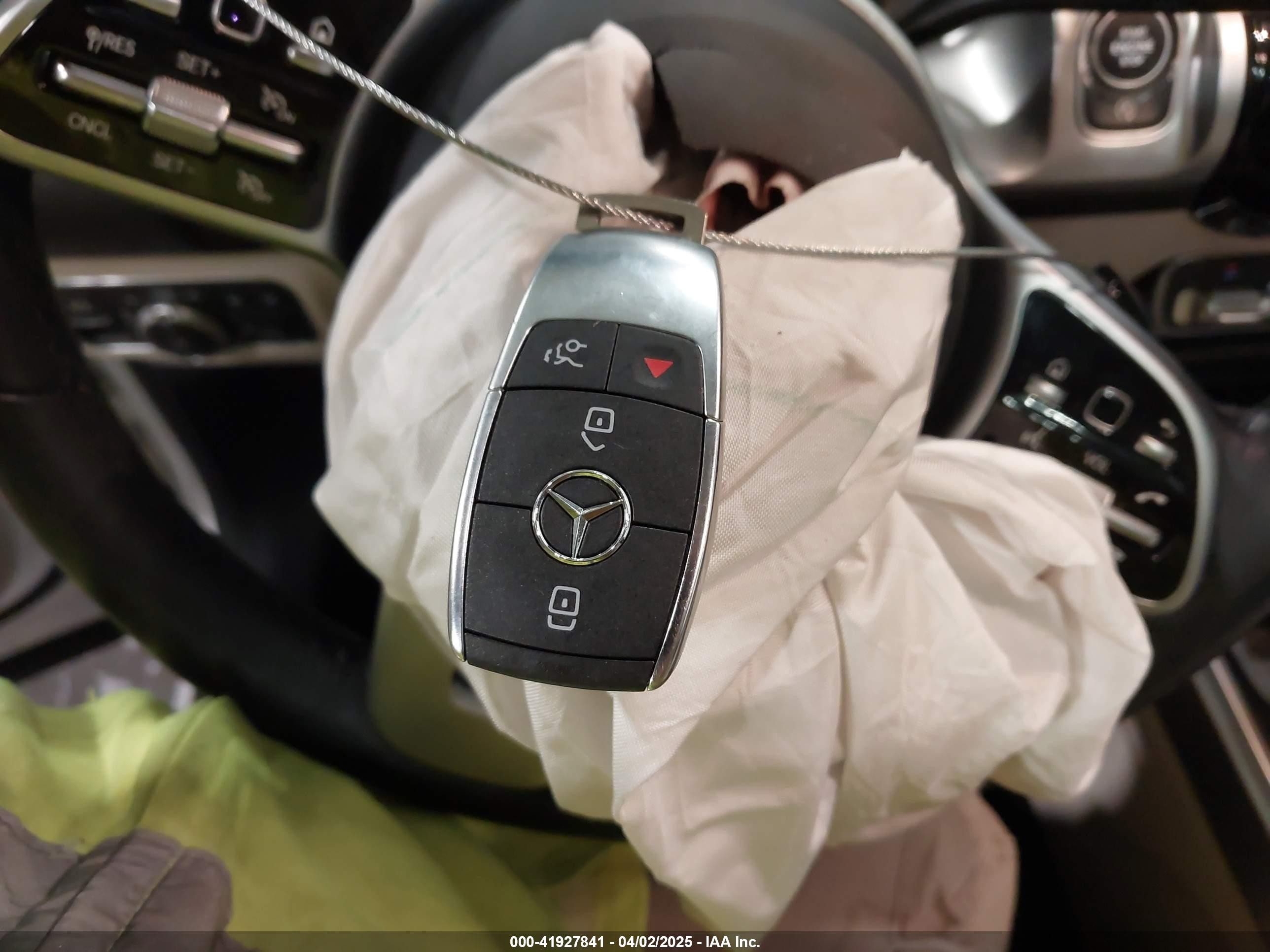 2022 Mercedes-benz Glb 250 4matic White vin: W1N4M4HB2NW260495