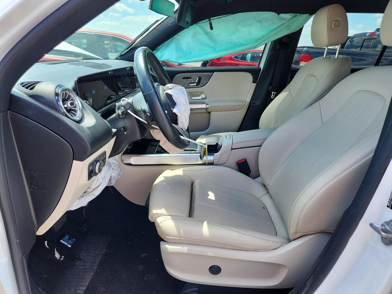 2021 Mercedes-benz Glb 250 4matic Белый vin: W1N4M4HB5MW155660