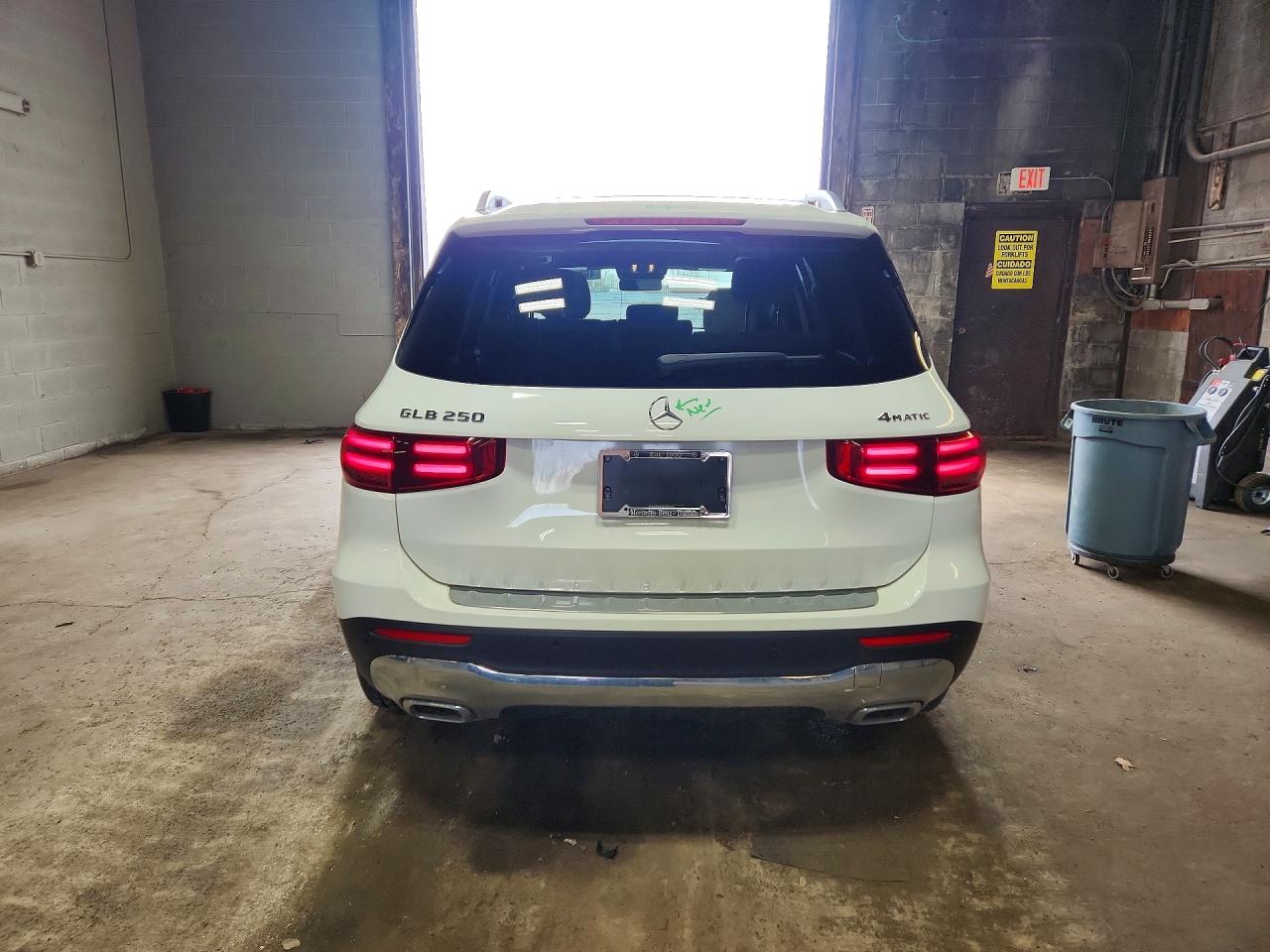 2024 Mercedes-benz Glb 250 4matic Белый vin: W1N4M4HB7RW354183