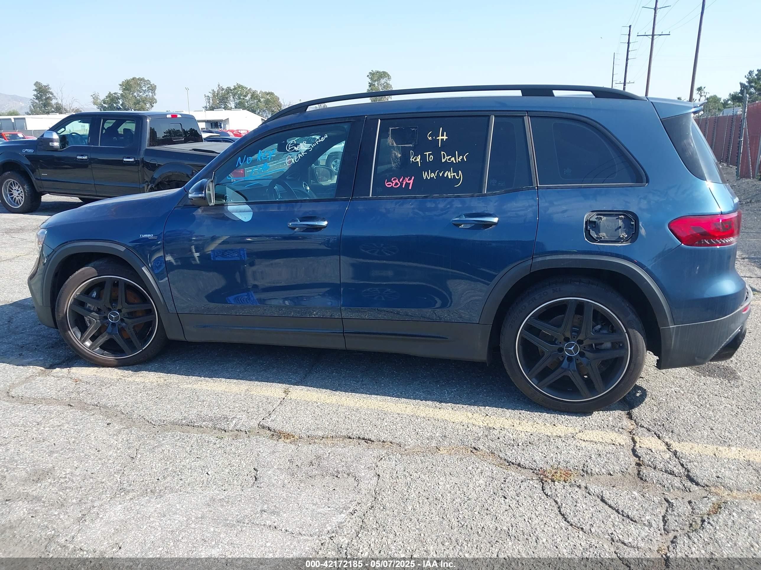 2023 Mercedes-benz Amg Glb 35 4matic Dark Blue vin: W1N4M5BB7PW301673