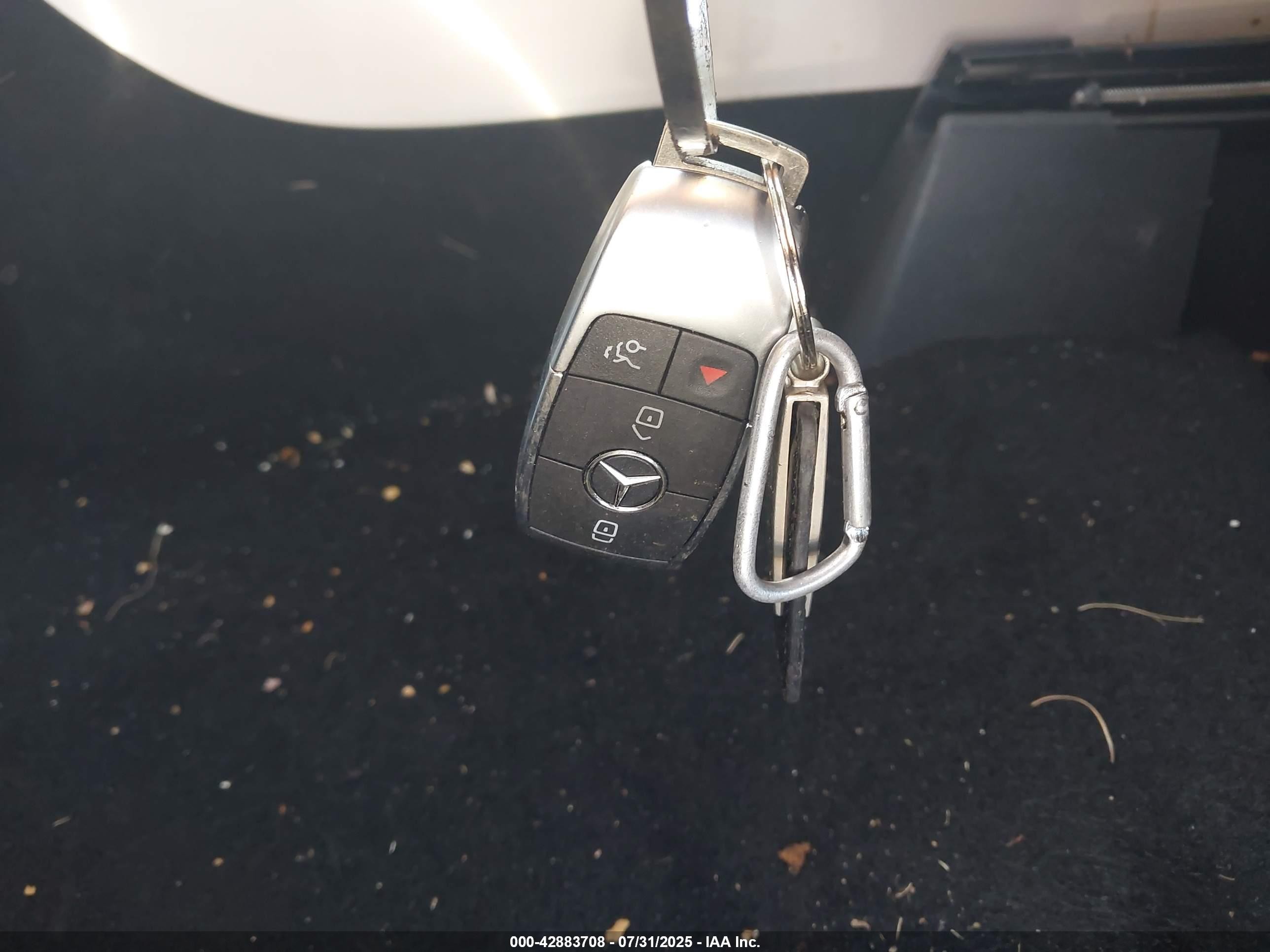 2025 Mercedes-benz Gla 250 4matic Красный vin: W1N4N4GB8SJ660682