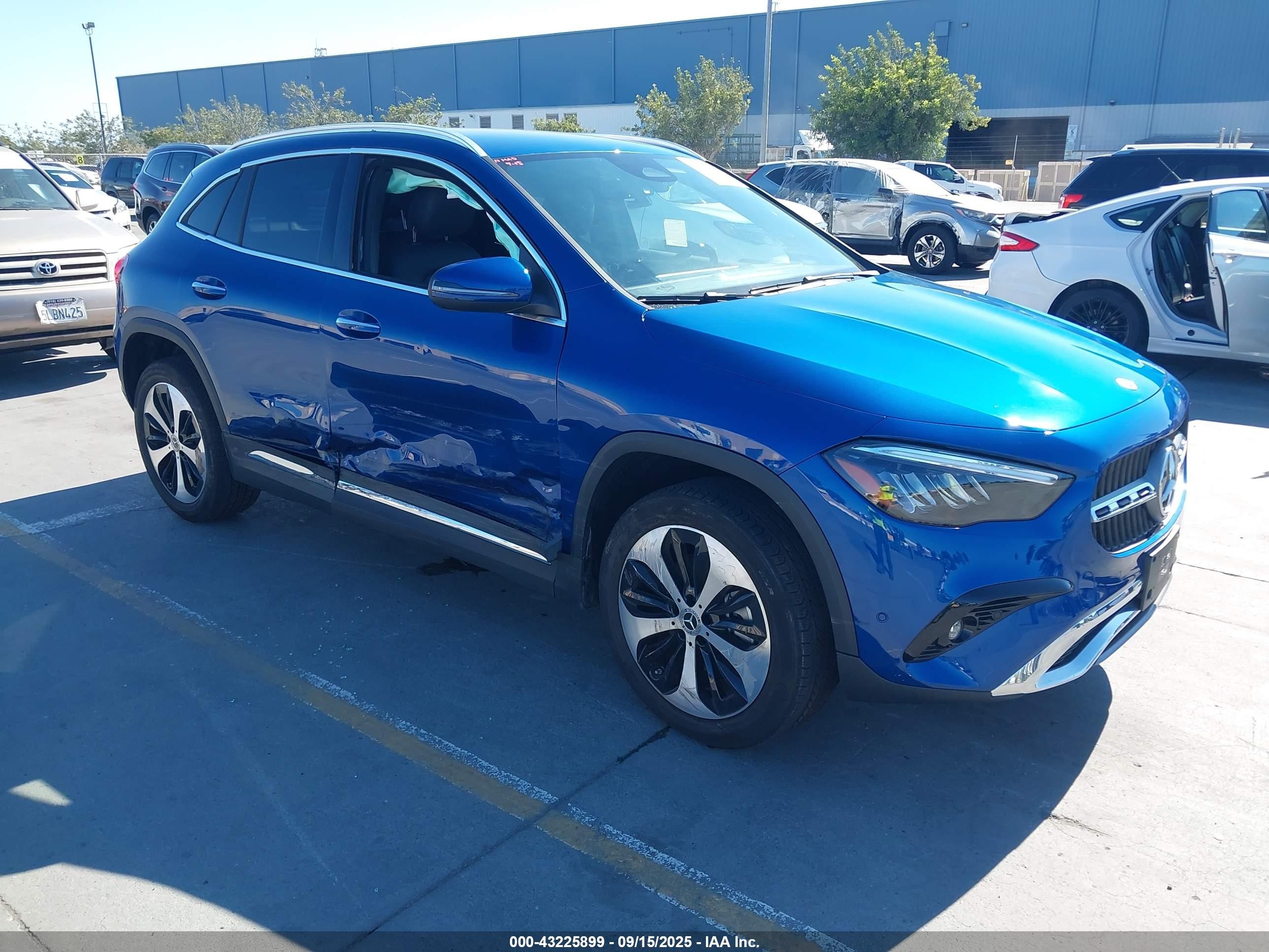 2025 Mercedes-benz Gla 250 4matic Синий vin: W1N4N4HB0SJ697207