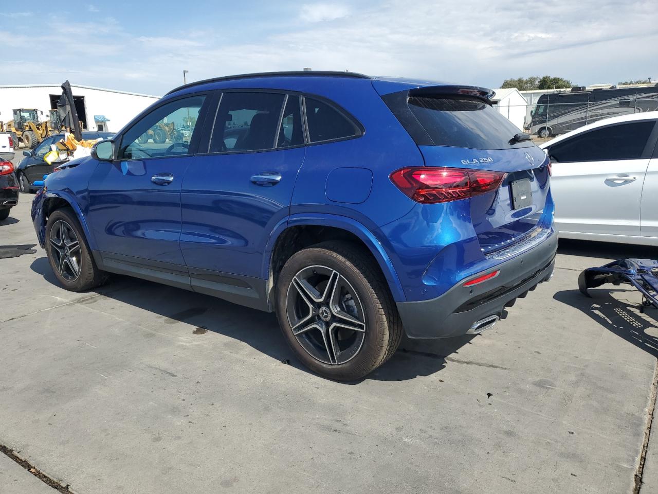 2025 Mercedes-benz Gla 250 4matic Синий vin: W1N4N4HB1SJ663129