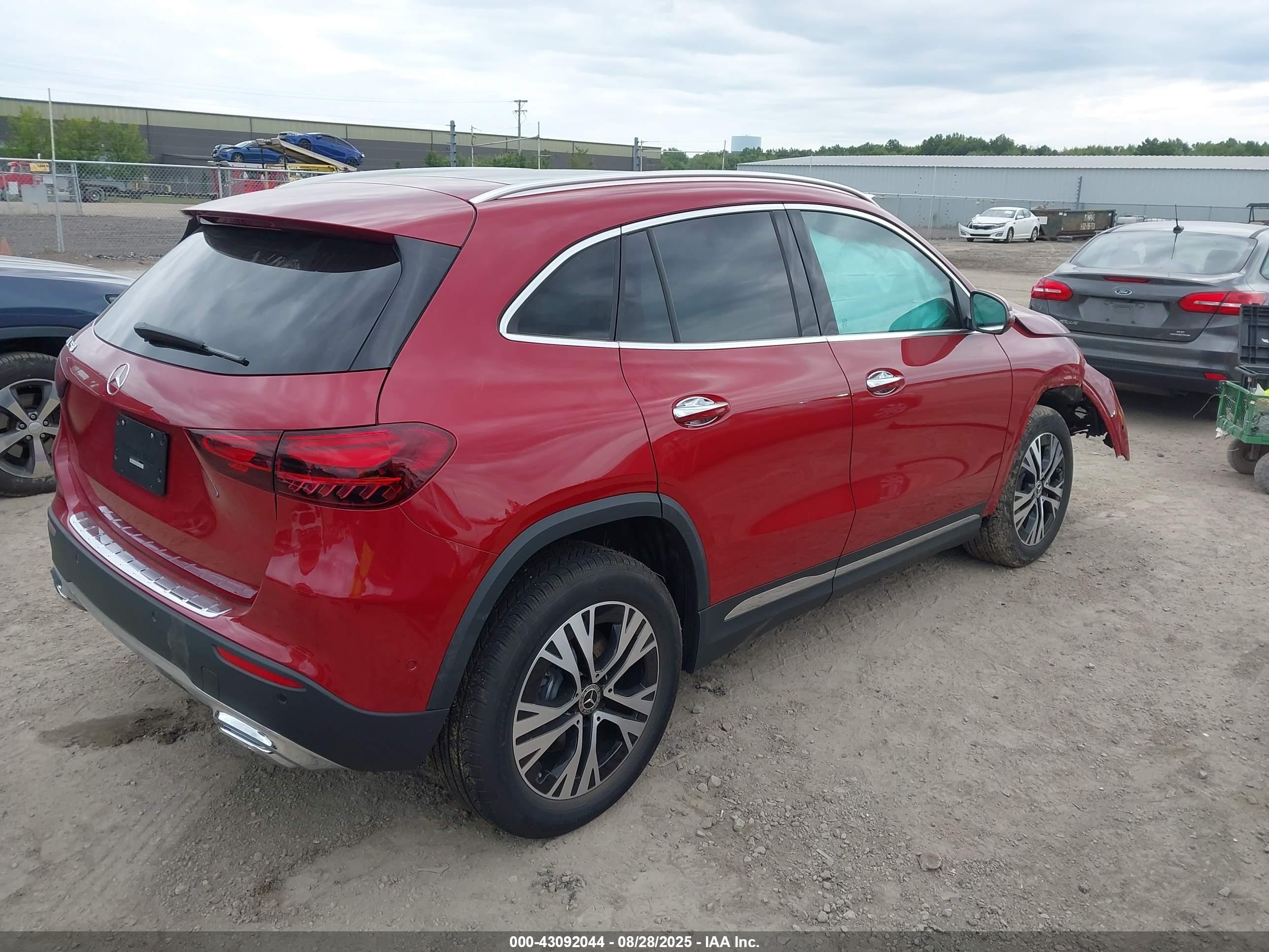 2025 Mercedes-benz Gla 250 4matic Red vin: W1N4N4HB2SJ653838
