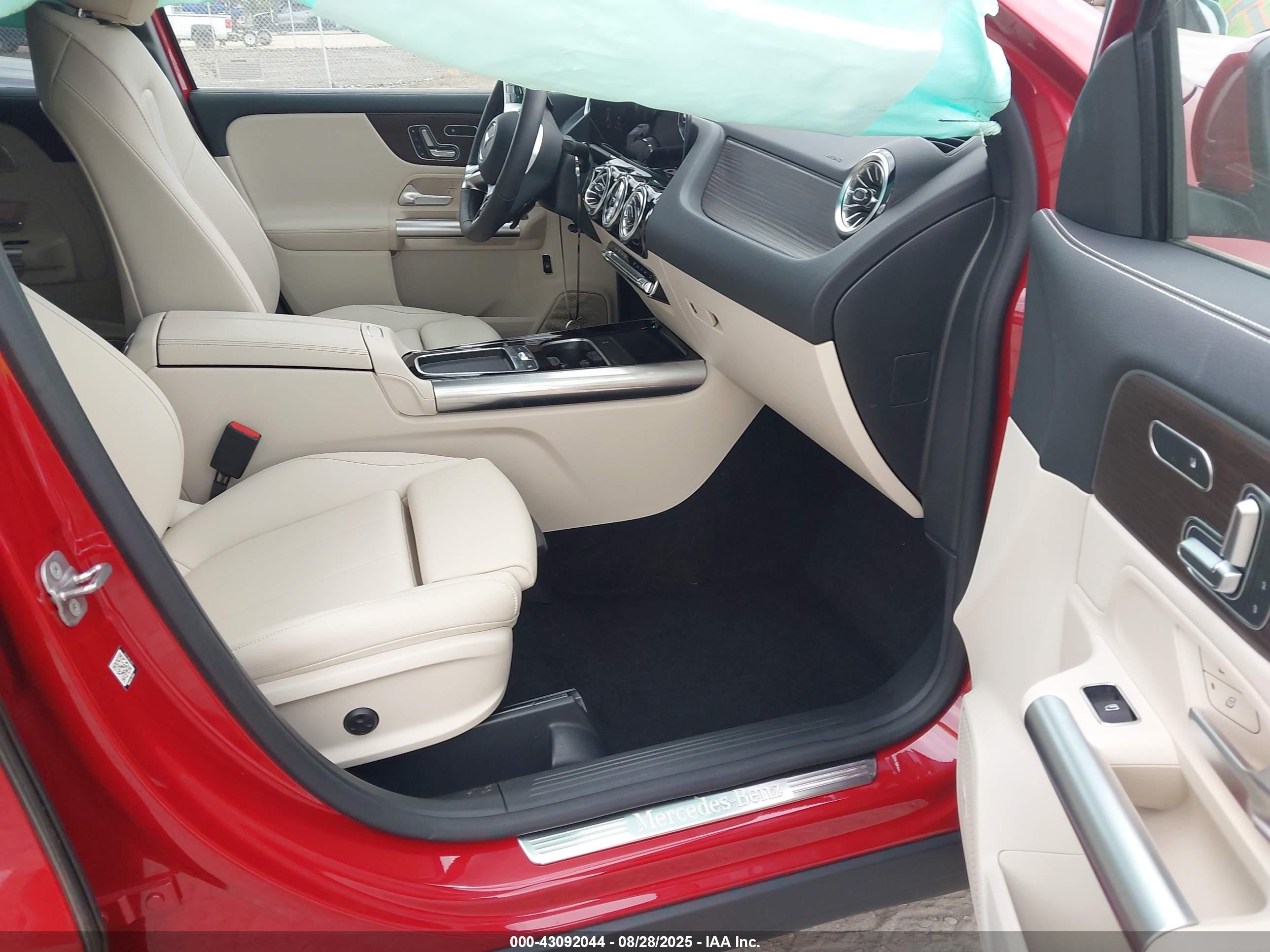 2025 Mercedes-benz Gla 250 4matic Red vin: W1N4N4HB2SJ653838