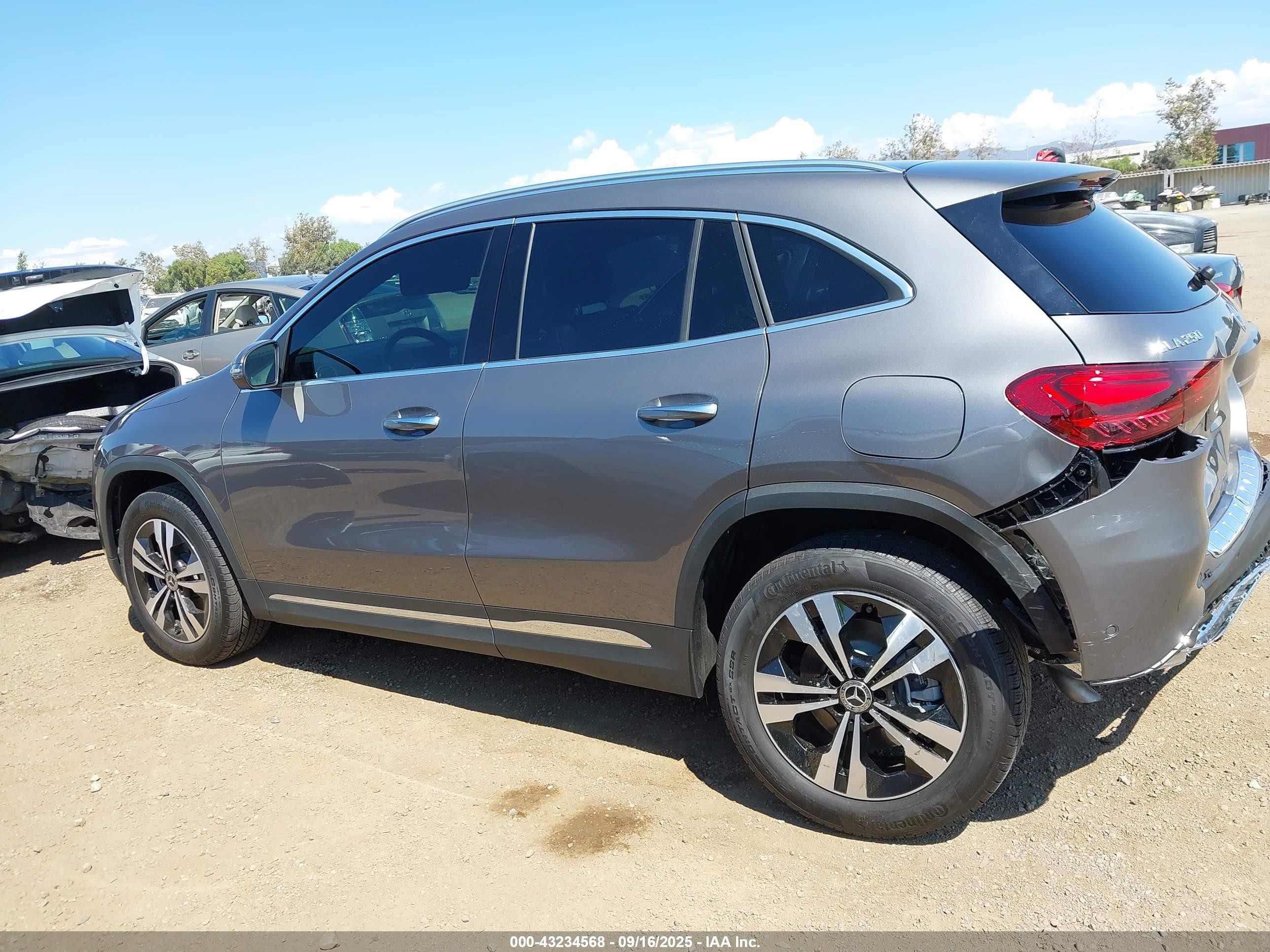 2025 Mercedes-benz Gla 250 4matic Серый vin: W1N4N4HB2SJ730532