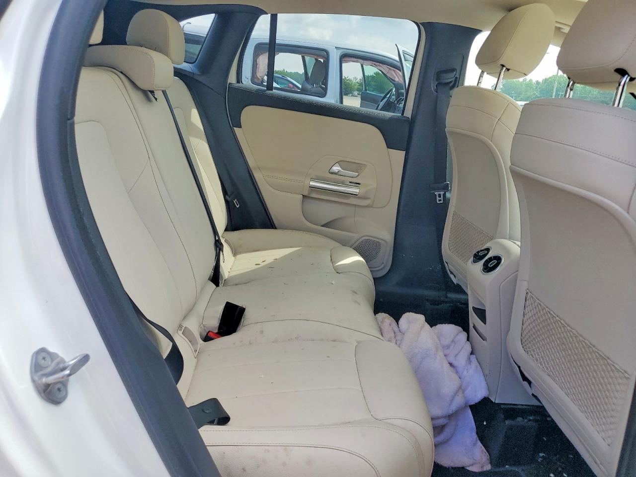 2021 Mercedes-benz Gla 250 4matic White vin: W1N4N4HB3MJ272177