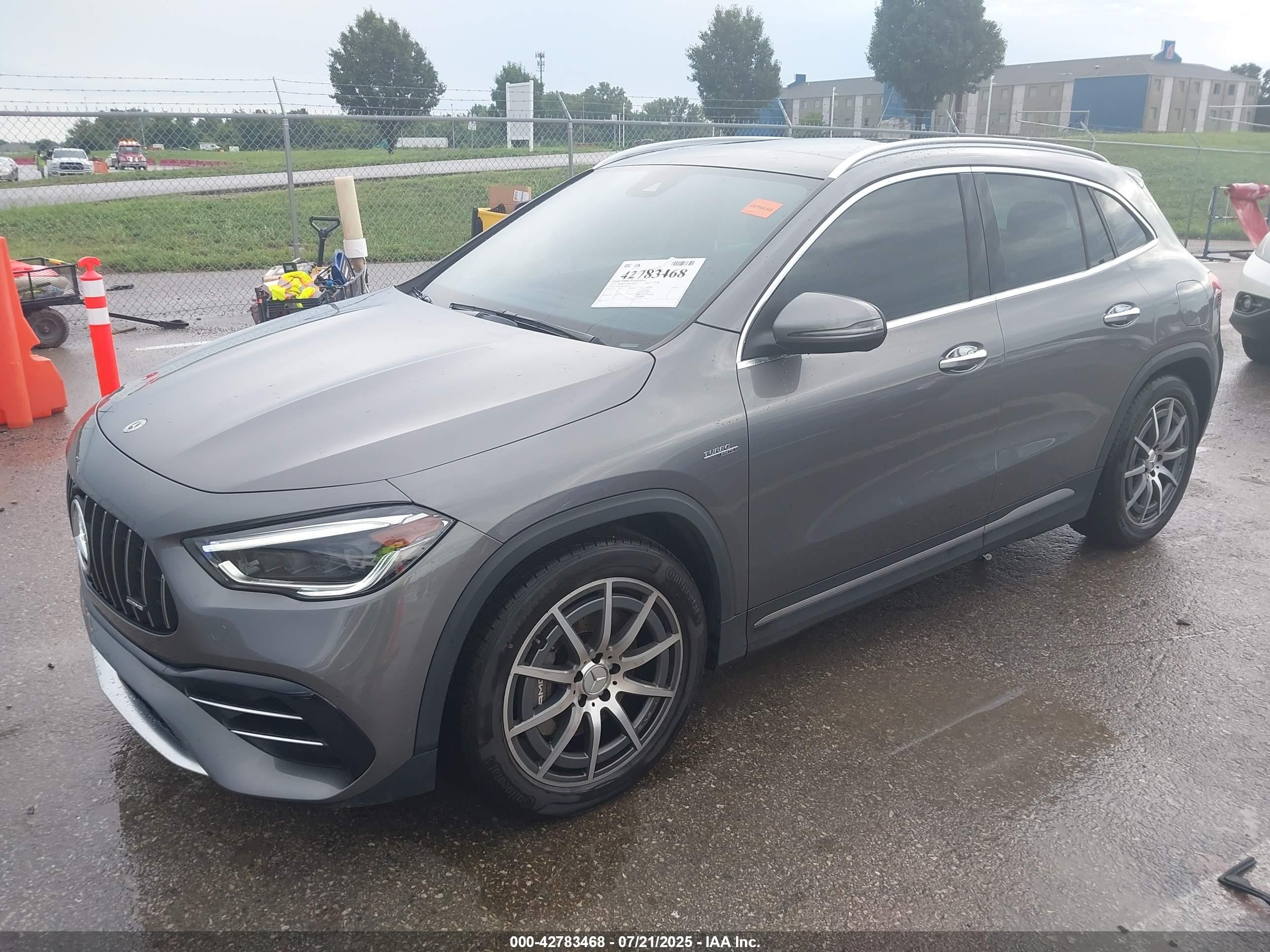 2022 Mercedes-benz Amg Gla 45 4matic Gray vin: W1N4N5DB1NJ395232
