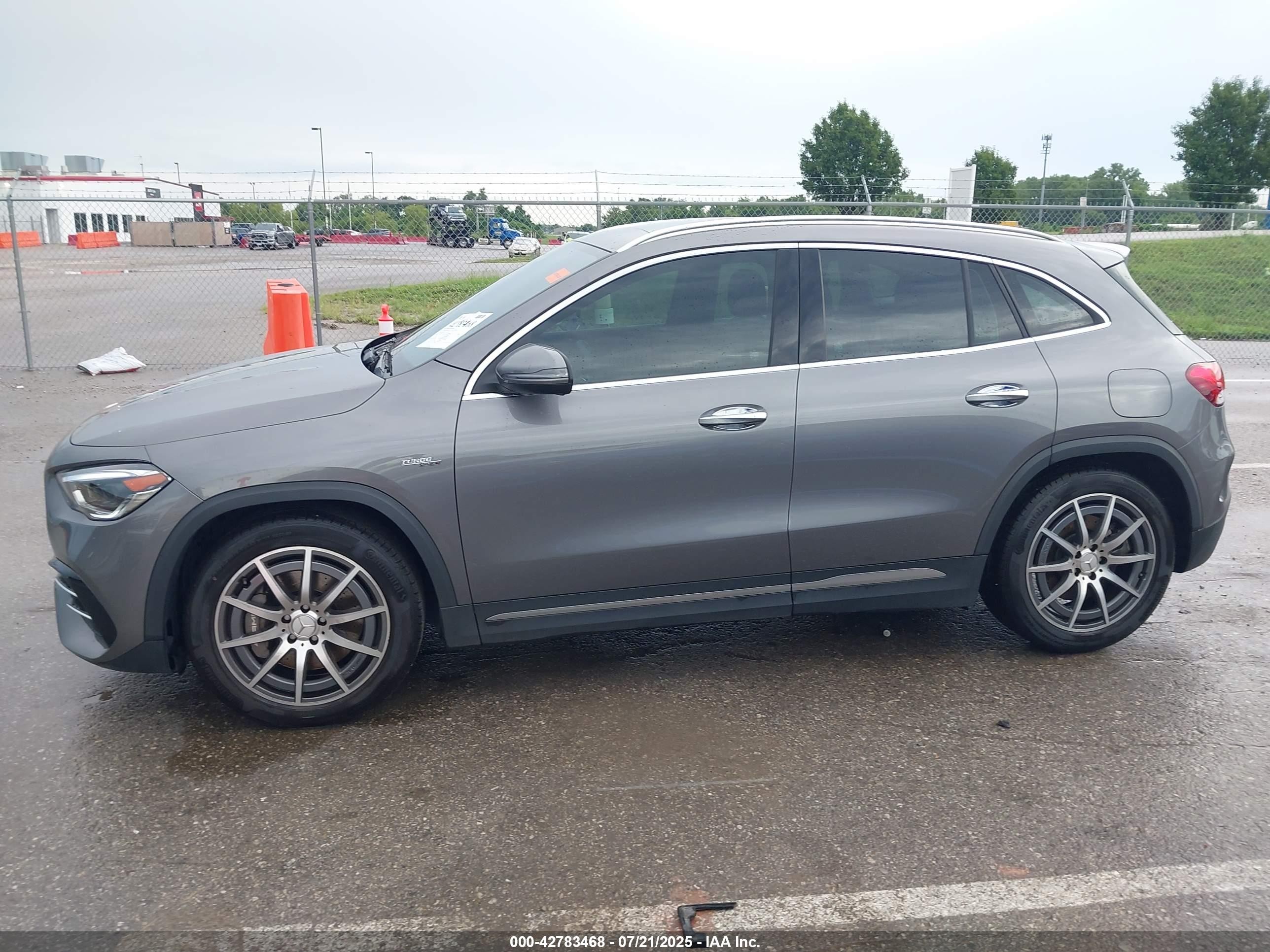 2022 Mercedes-benz Amg Gla 45 4matic Gray vin: W1N4N5DB1NJ395232