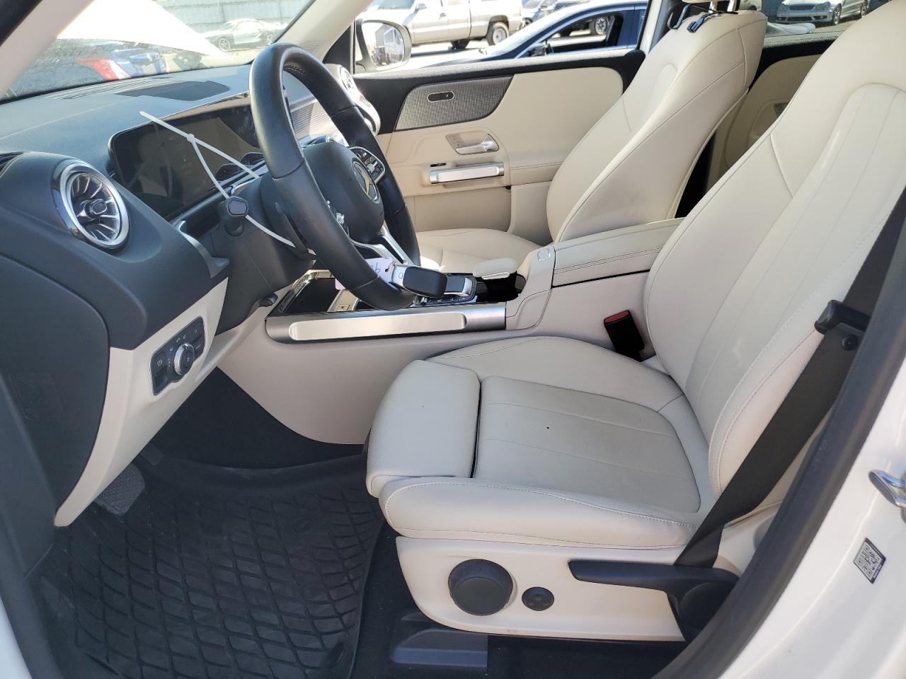 2022 Mercedes-benz Eqb 300 4matic White vin: W1N9M0KB1NN009089