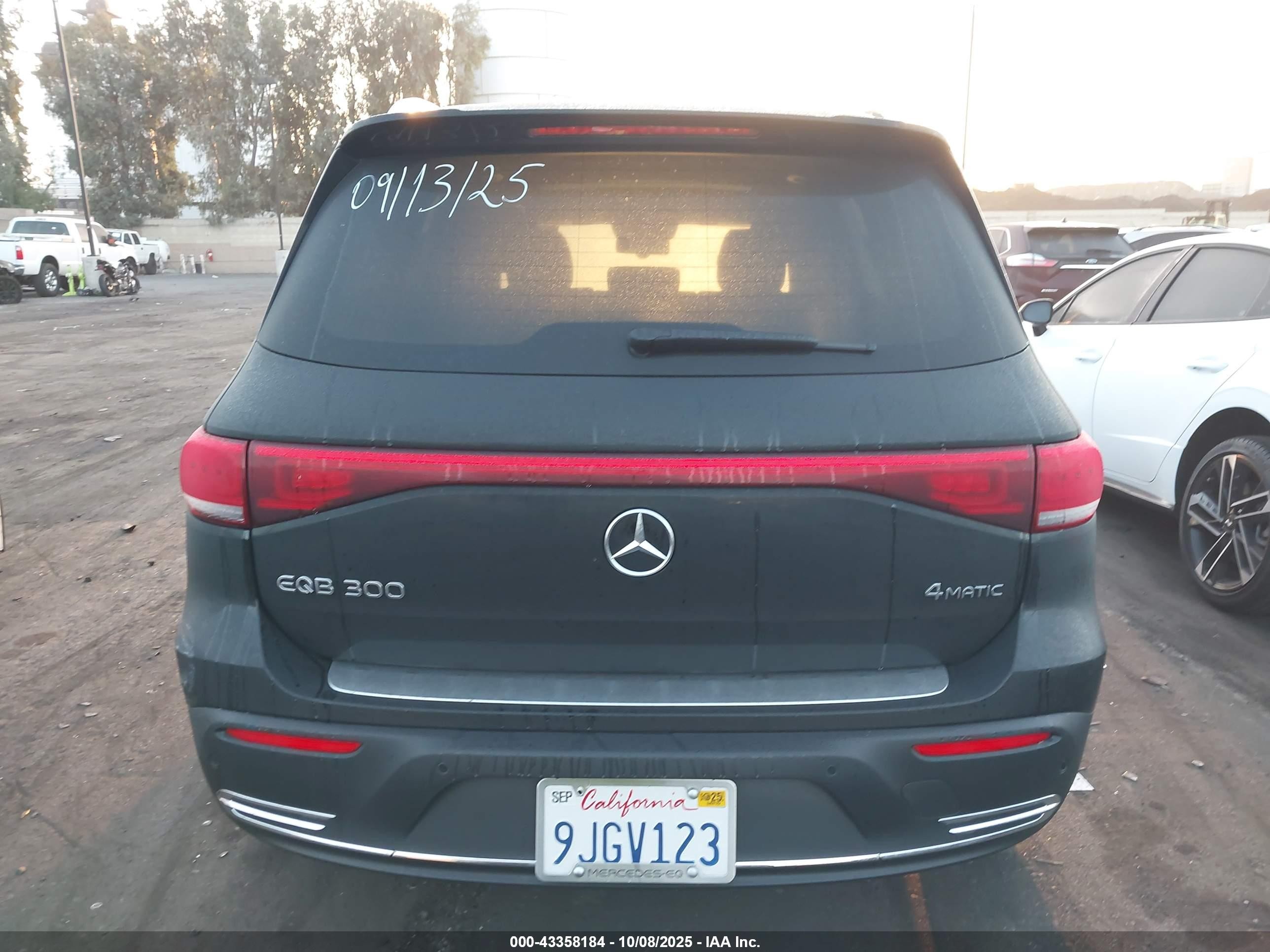 2023 Mercedes-benz Eqb 300 Suv 4matic Черный vin: W1N9M0KB1PN055704
