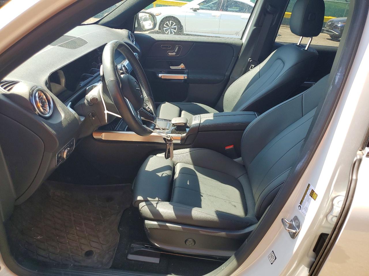 2023 Mercedes-benz Eqb 300 4matic White vin: W1N9M0KB7PN073673