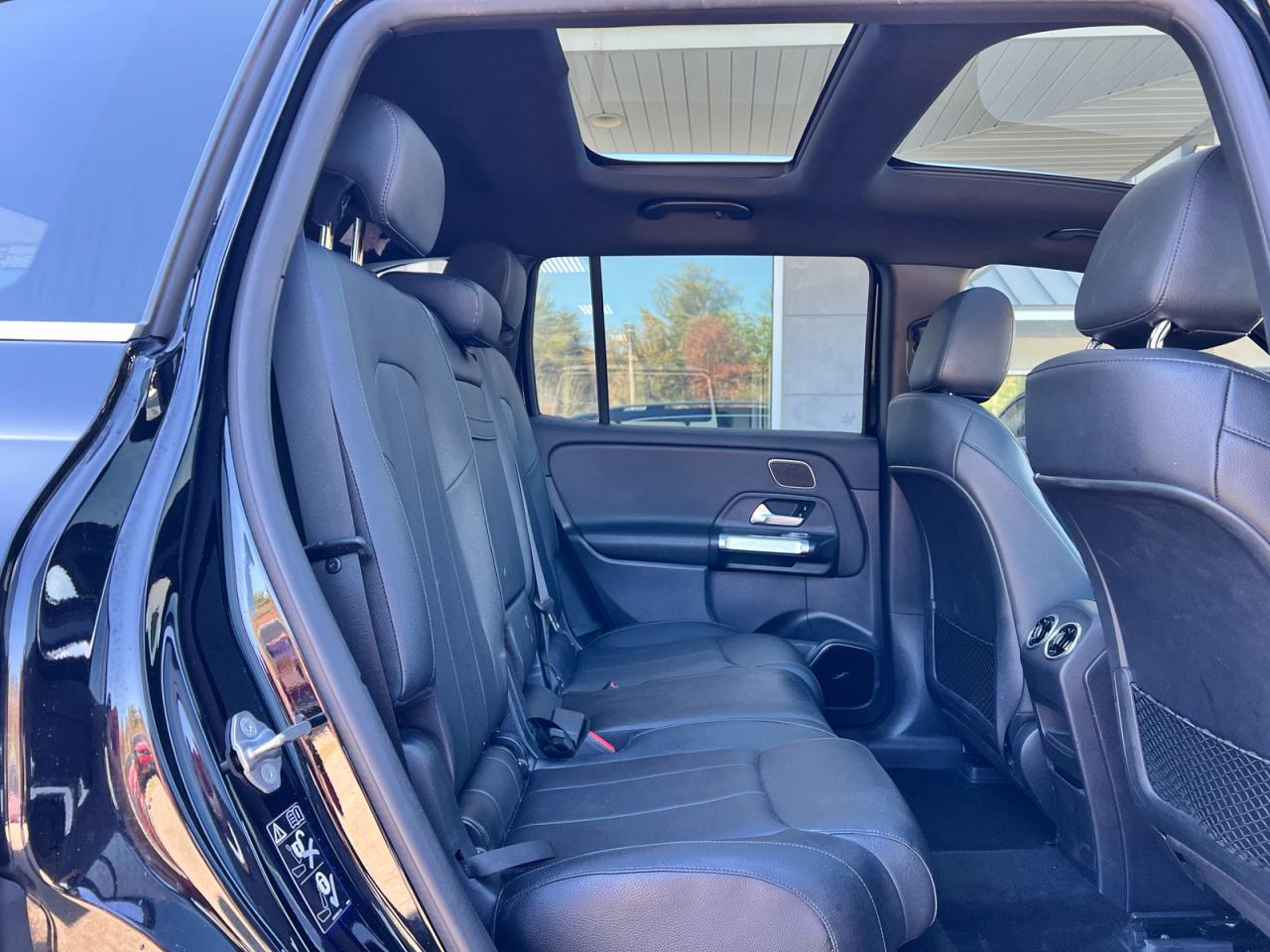 2022 Mercedes-benz Eqb 300 4matic Black vin: W1N9M0KB8NN007761