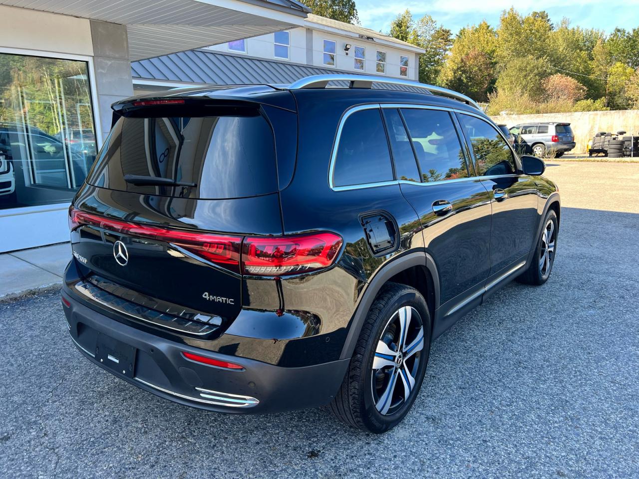 2022 Mercedes-benz Eqb 300 4matic Black vin: W1N9M0KB8NN007761