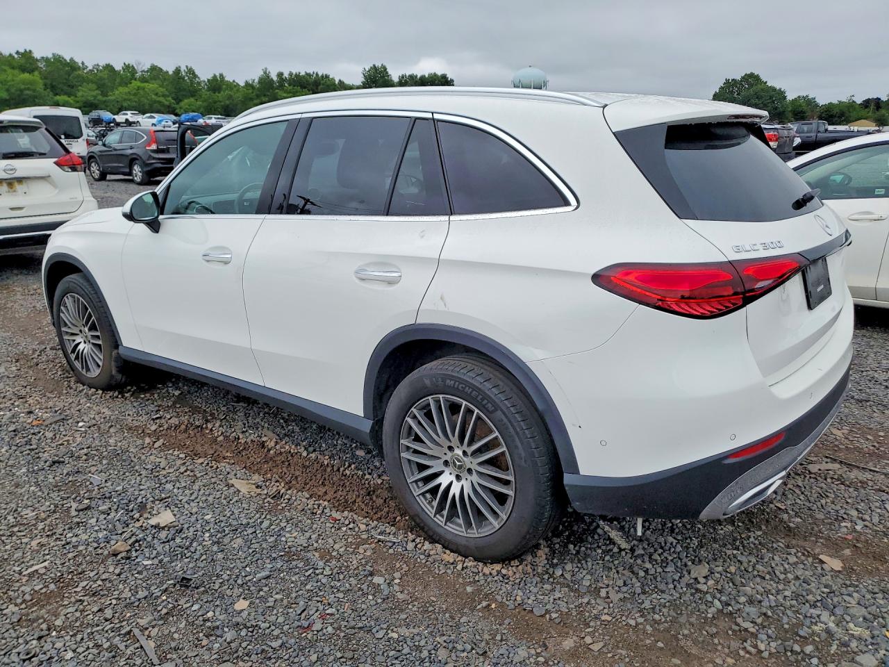 2025 Mercedes-benz Glc 300 4matic White vin: W1NKM4HB2SF318981