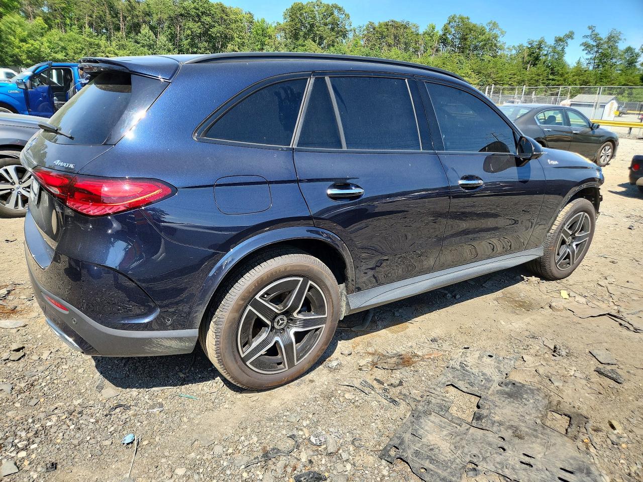 2023 Mercedes-benz Glc 300 4matic Blue vin: W1NKM4HB7PU020512