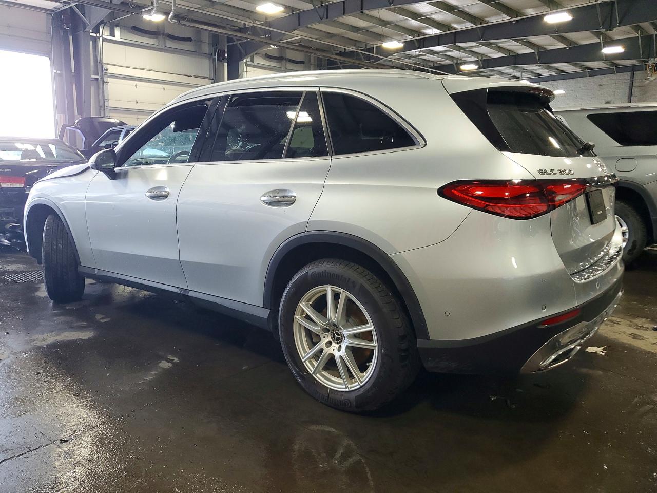 2025 Mercedes-benz Glc 300 4matic Silver vin: W1NKM4HB7SF260253