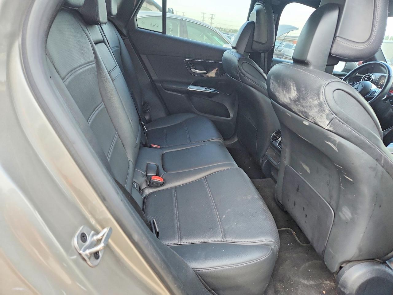2023 Mercedes-benz Glc 300 4matic Gold vin: W1NKM4HB8PF030342