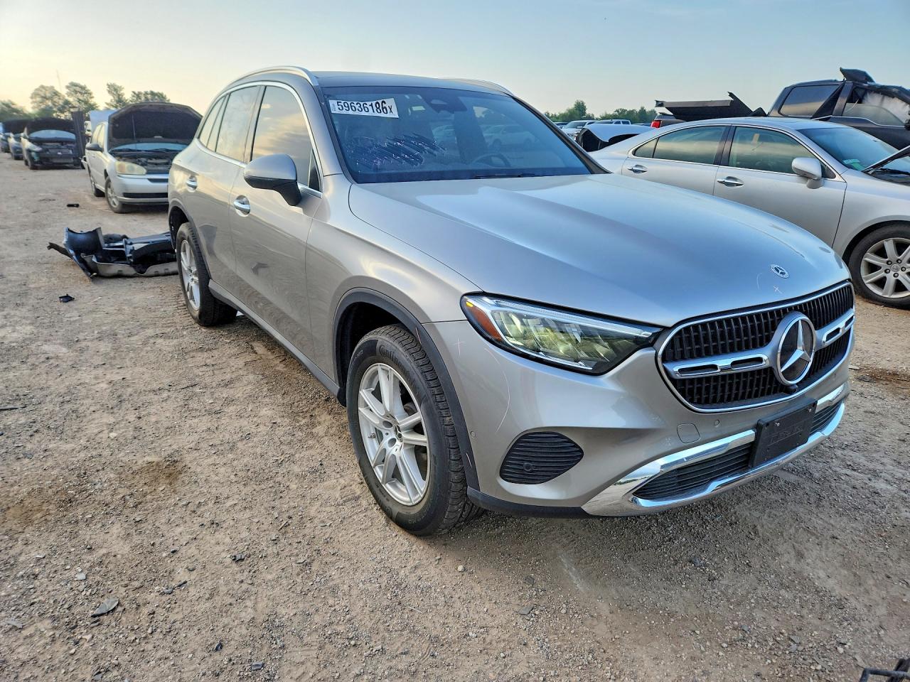 2023 Mercedes-benz Glc 300 4matic Gold vin: W1NKM4HB8PF030342