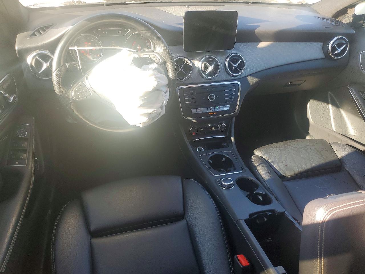 2020 Mercedes-benz Gla 250 White vin: W1NTG4EB3LU040606