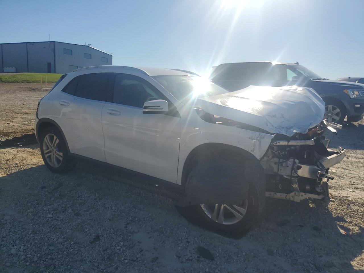 2020 Mercedes-benz Gla 250 White vin: W1NTG4EB3LU040606