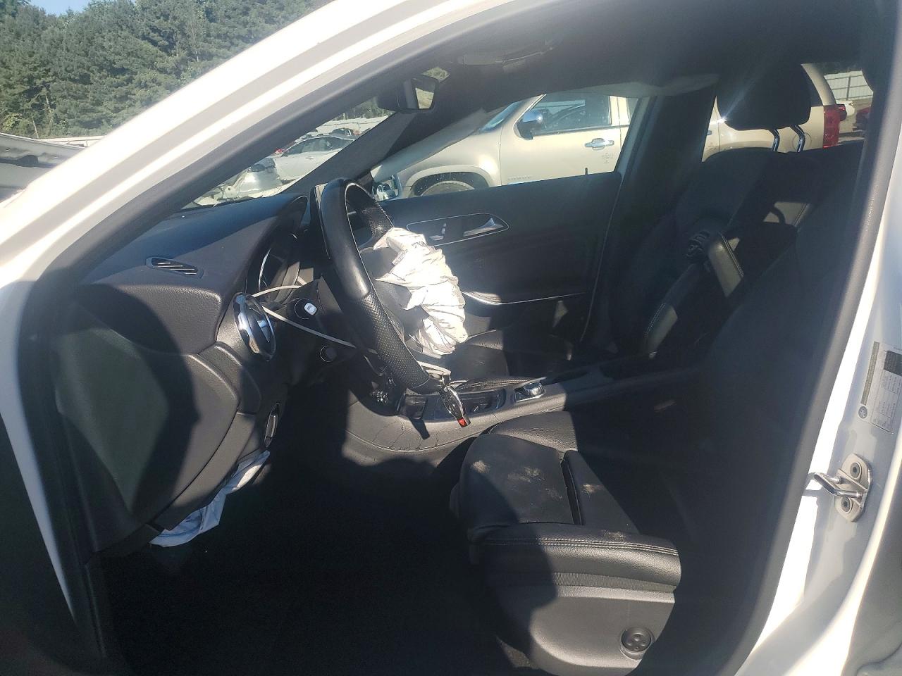 2020 Mercedes-benz Gla 250 White vin: W1NTG4EB3LU040606