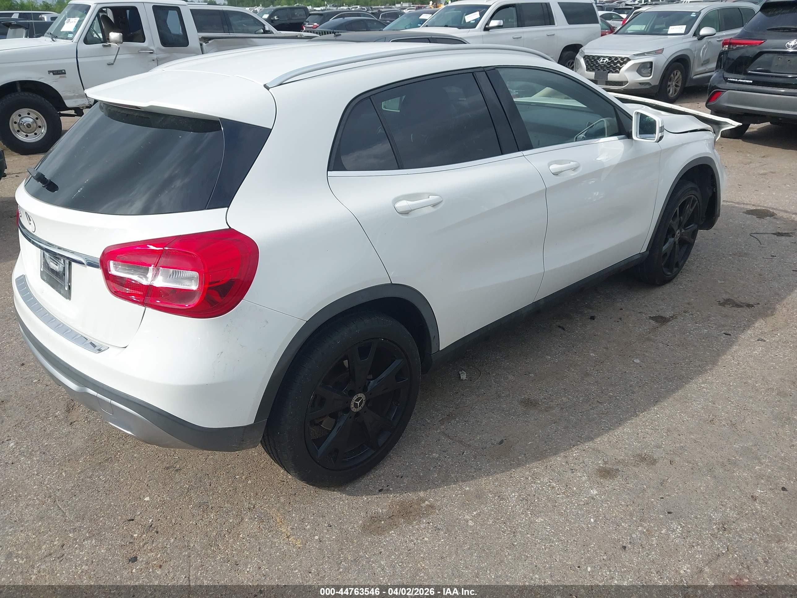 2020 Mercedes-benz Gla 250   White vin: W1NTG4EB6LU031219