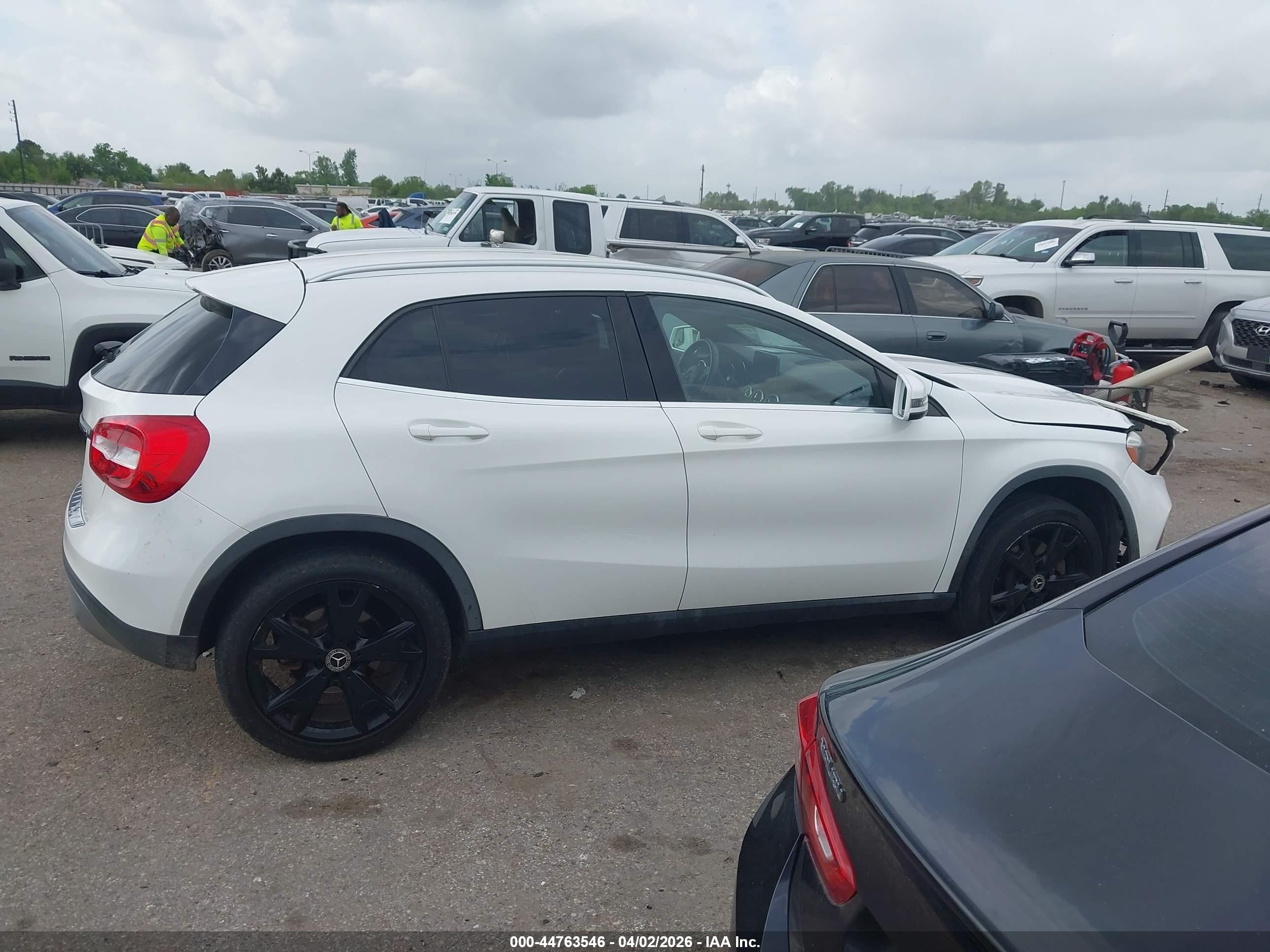 2020 Mercedes-benz Gla 250   White vin: W1NTG4EB6LU031219