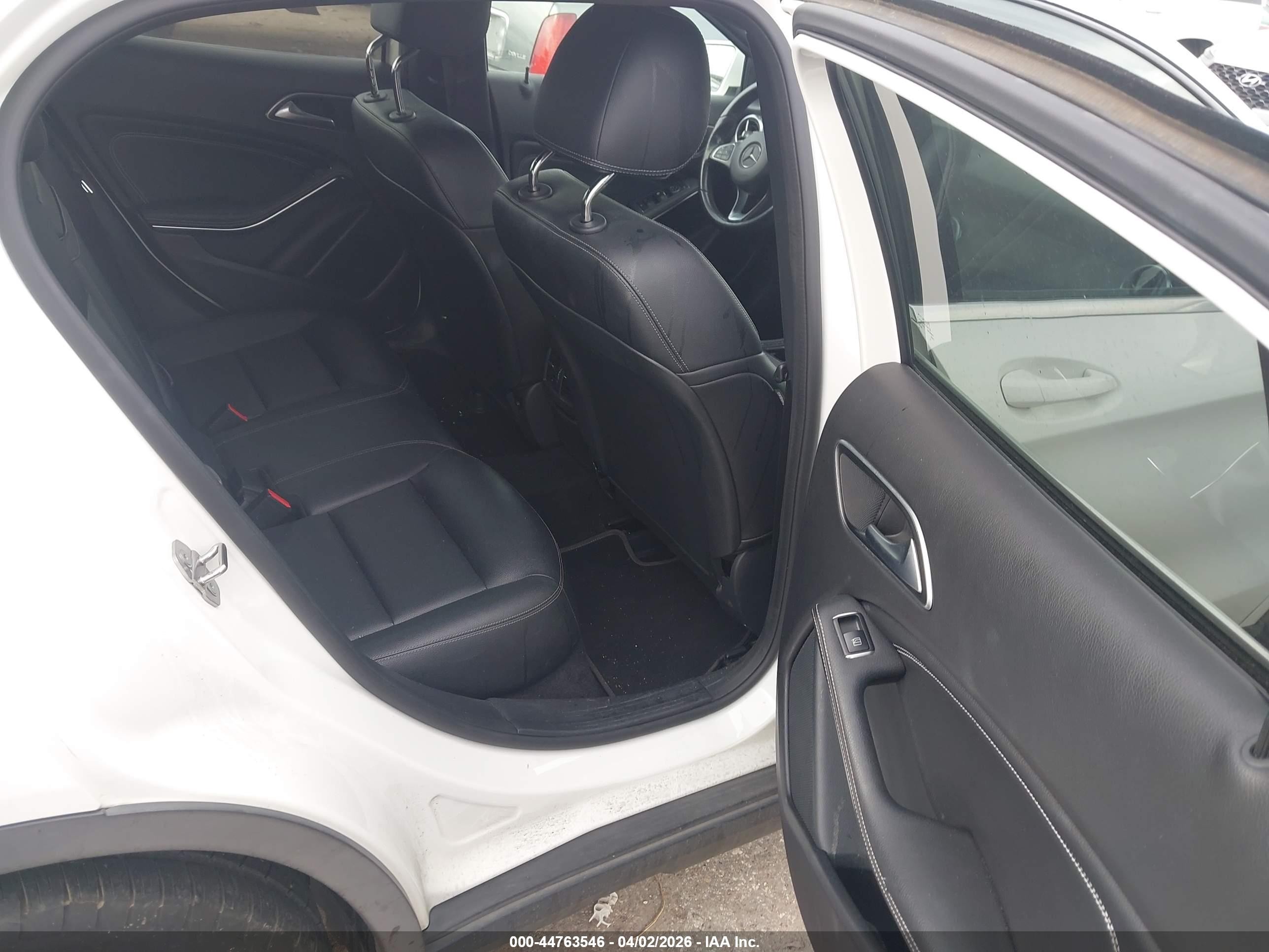 2020 Mercedes-benz Gla 250   White vin: W1NTG4EB6LU031219