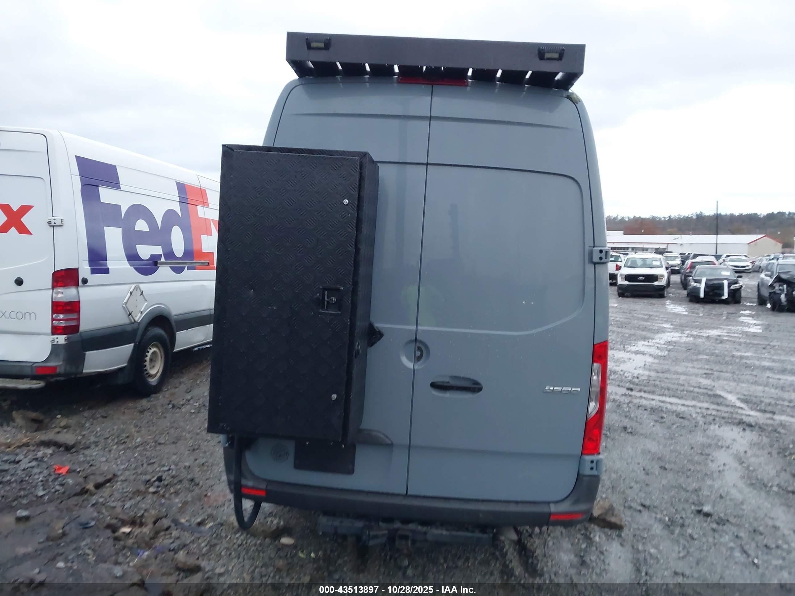 2022 Mercedes-benz Sprinter 2500 High Roof I4 Gray vin: W1Y40CHY0NT096033