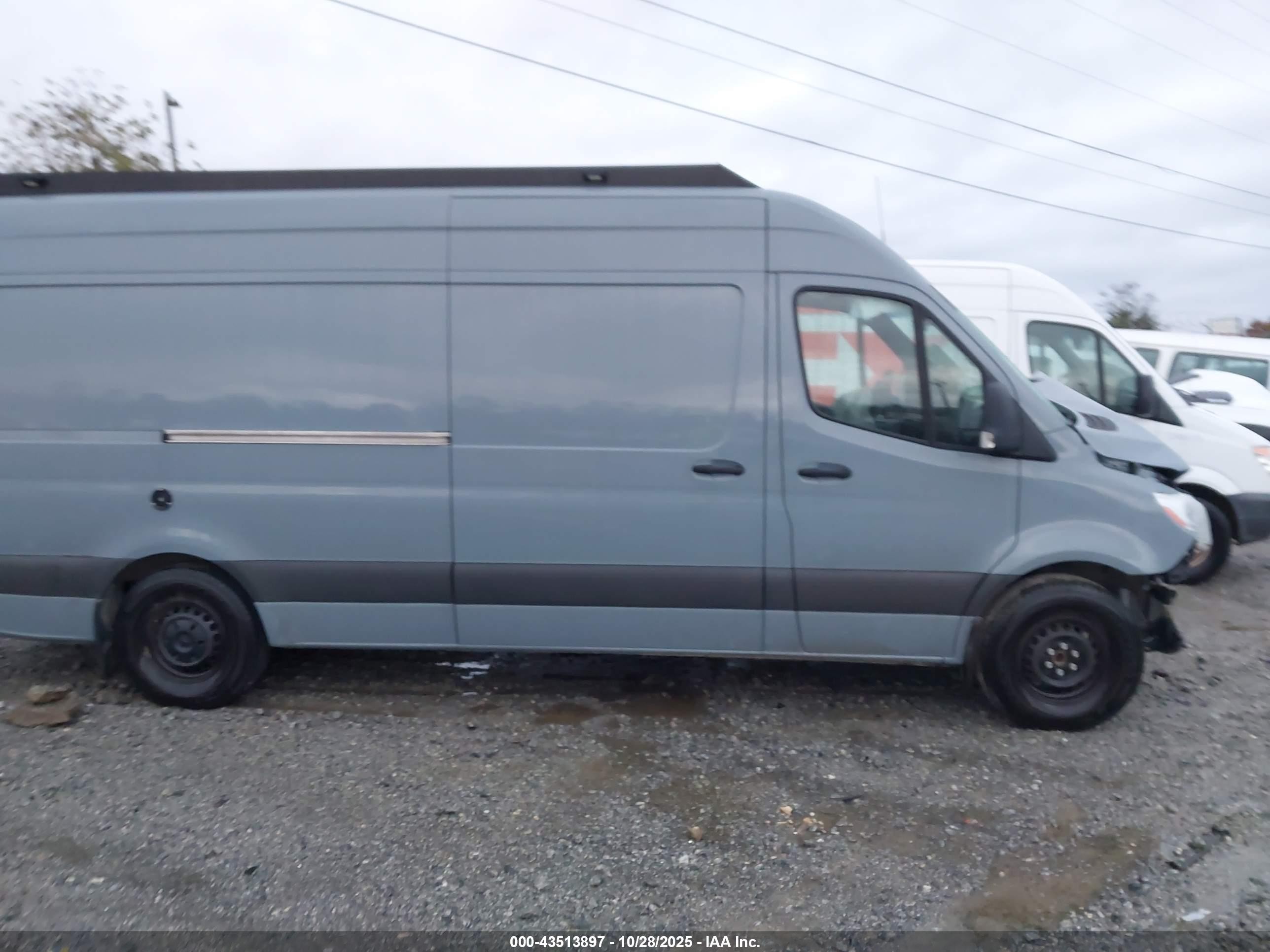 2022 Mercedes-benz Sprinter 2500 High Roof I4 Gray vin: W1Y40CHY0NT096033
