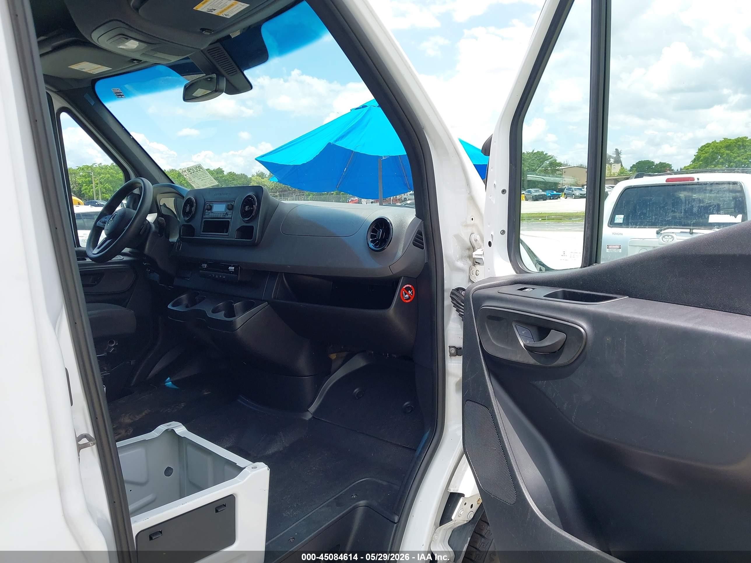 2021 Mercedes-benz Sprinter 2500 High Roof I4 Белый vin: W1Y40CHY5MT061664