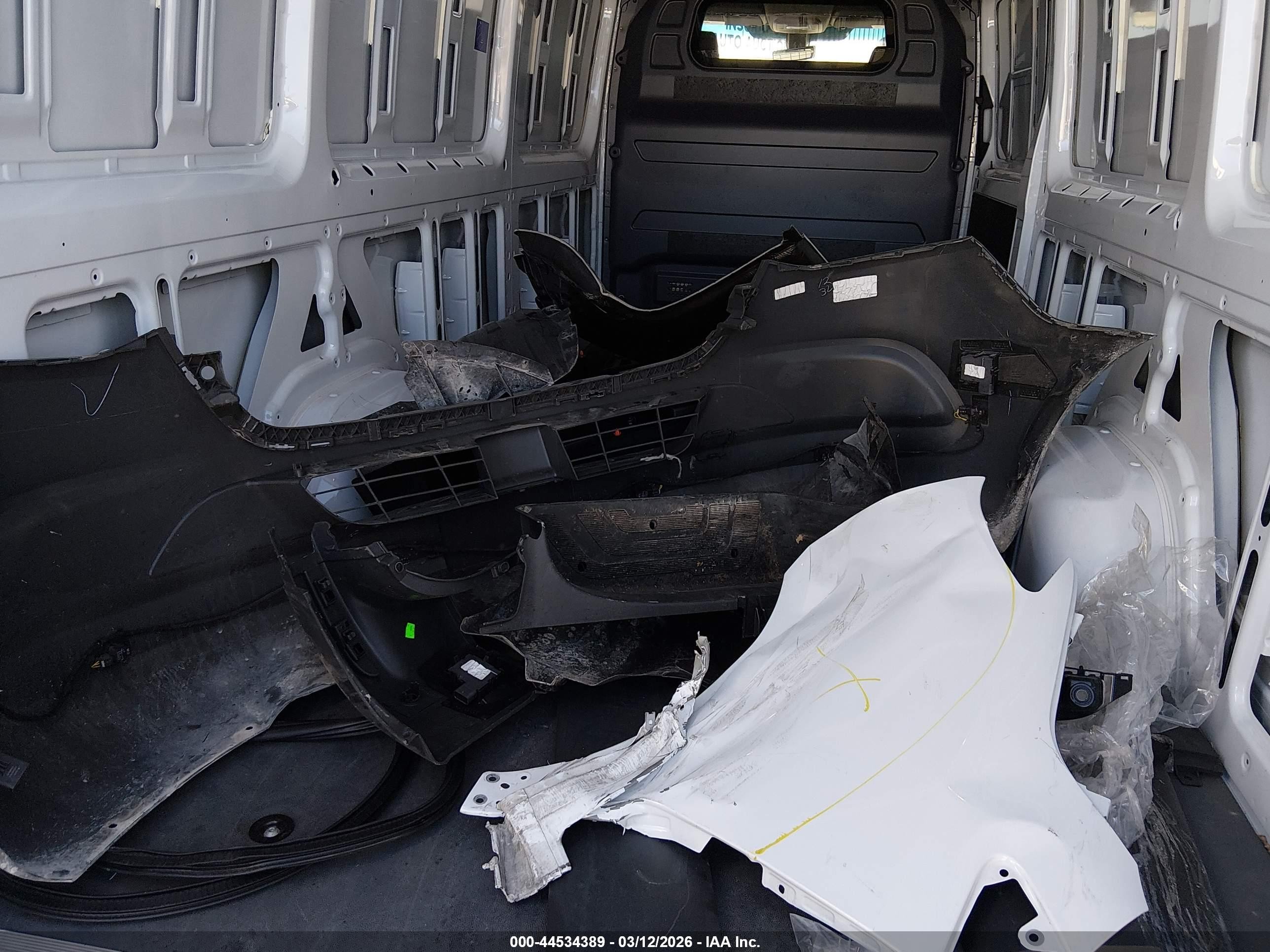 2025 Mercedes-benz Sprinter 2500 High Roof 4-cyl Diesel Ho Белый vin: W1Y4NCHY2ST217075