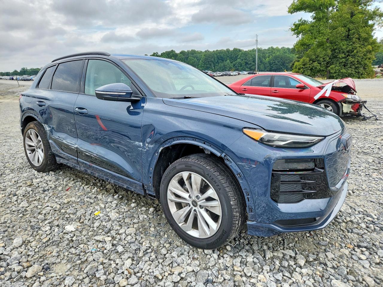 2025 Audi Q6 E-tron Premium Синий vin: WA112BGF6SA026792