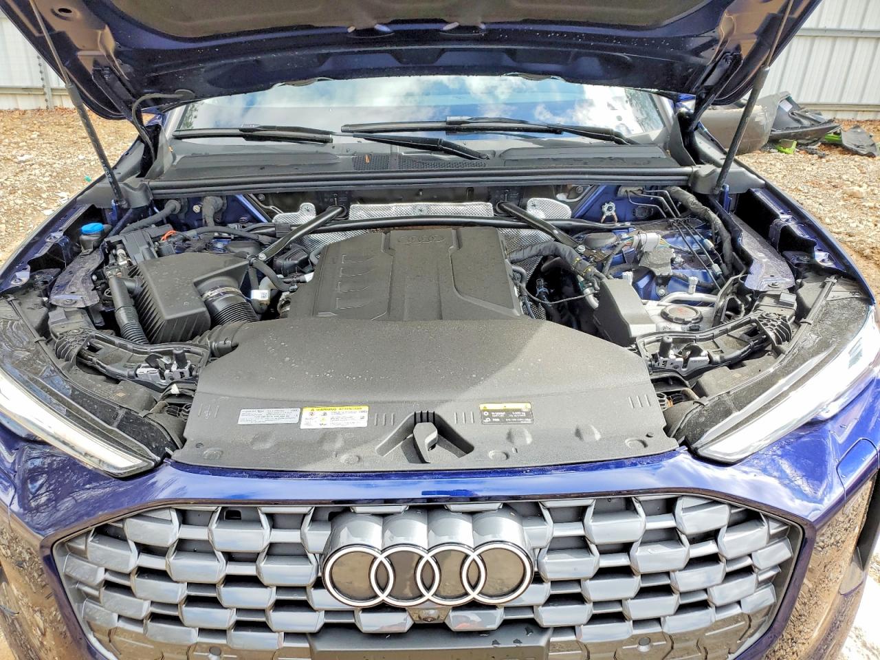 2025 Audi Q5 Premium Blue vin: WA11AAGU9S2089388